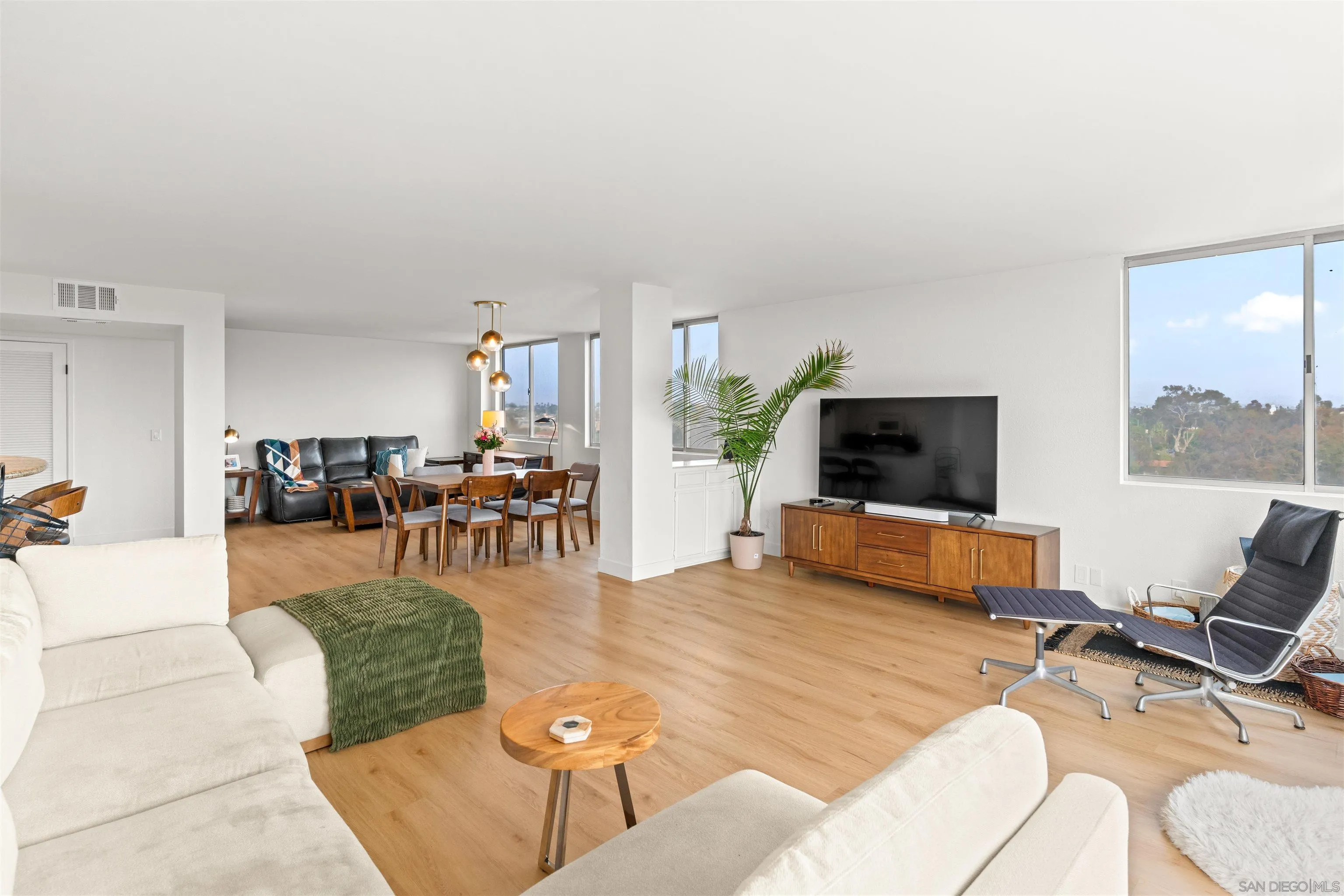 Photo #10: 260009062 Listing: Photo #10