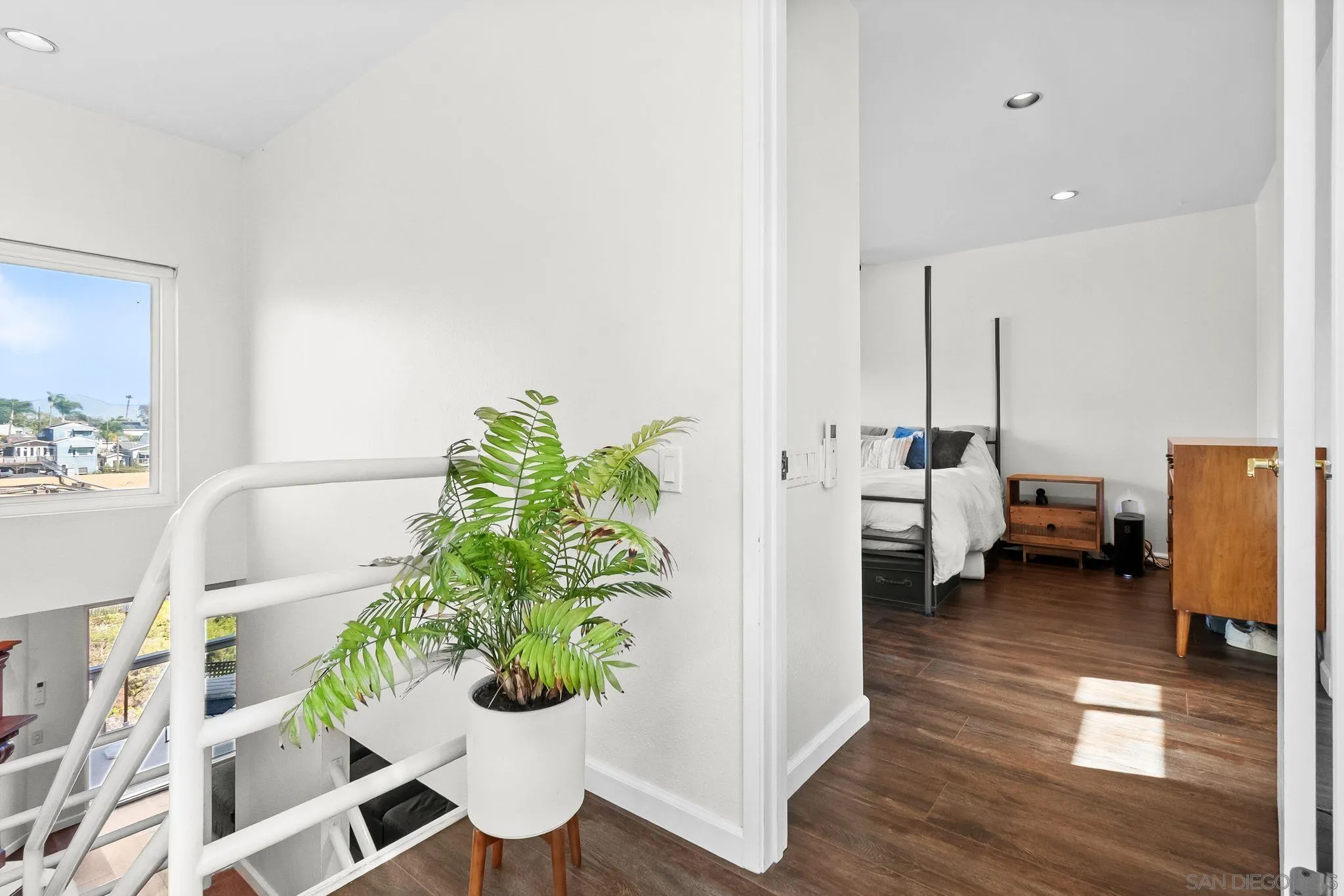 https://cdn.realtyfeed.com/cdn/127/260009069/fc96d7d9a773362809ac2ab91f673176.webp