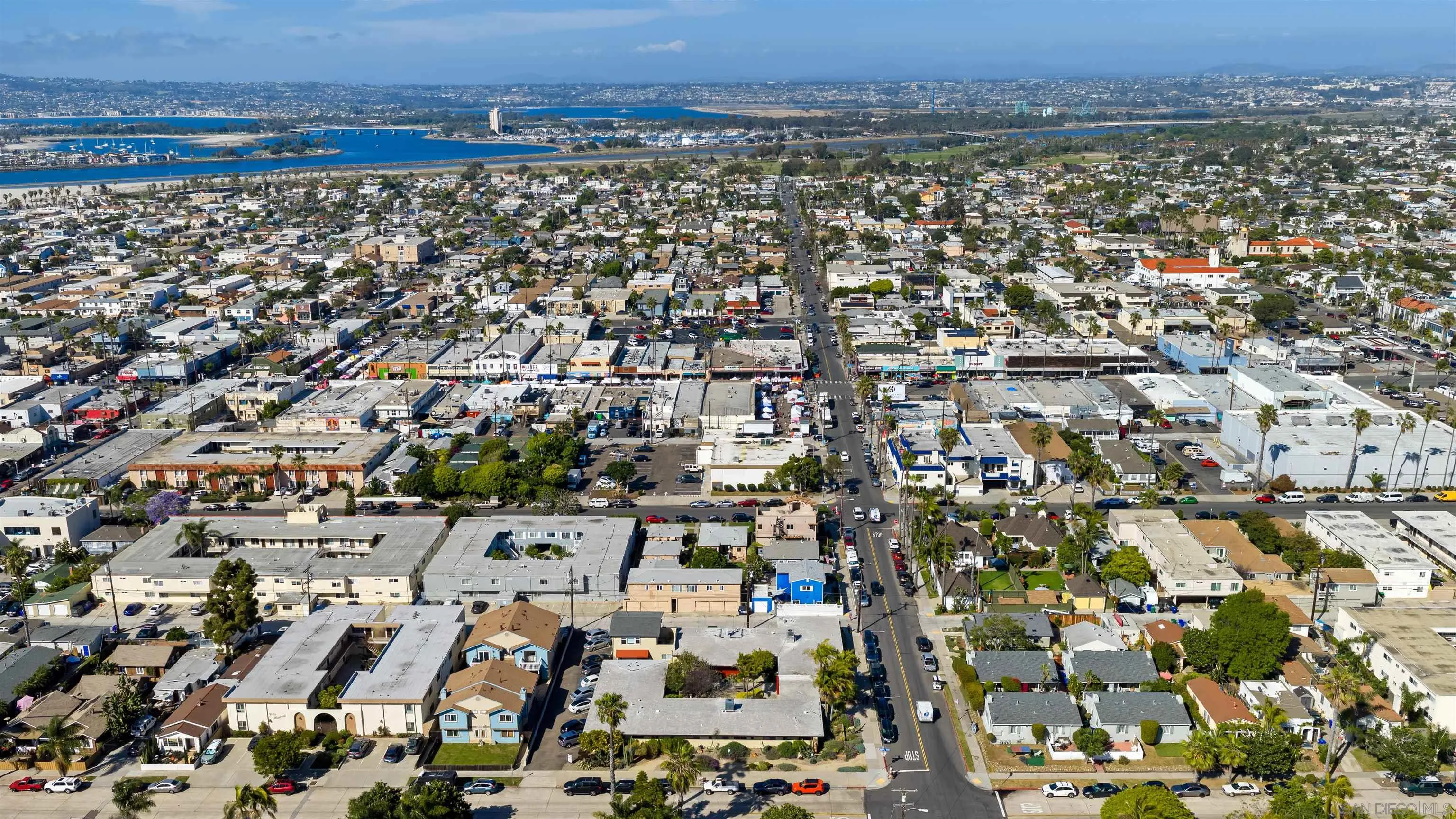 https://cdn.realtyfeed.com/cdn/127/260009070/65694a7cfec0f3ad2647e35893c5a046.webp
