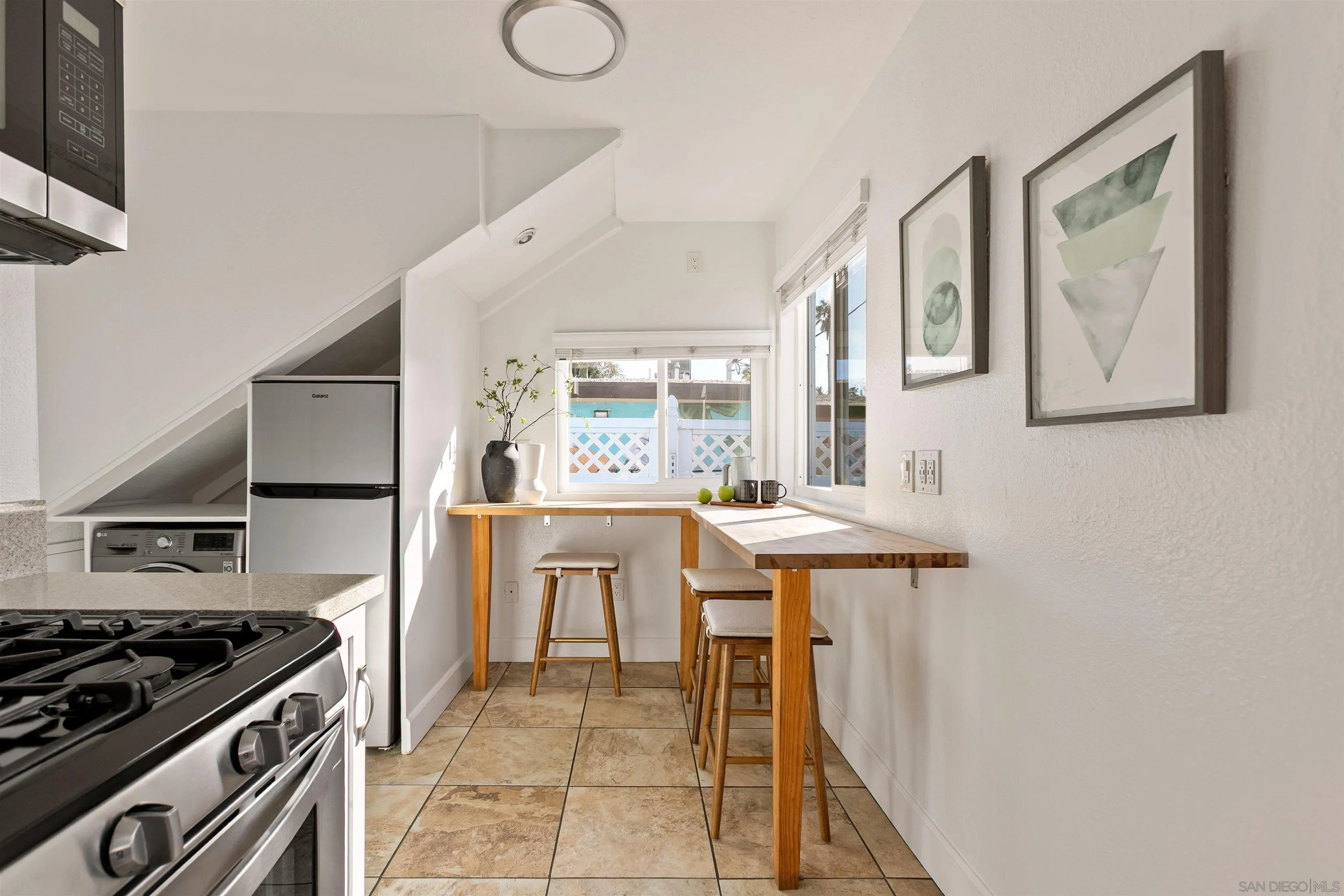 https://cdn.realtyfeed.com/cdn/127/260009070/69a18f3908bf470e037b46a14c0b4509.webp