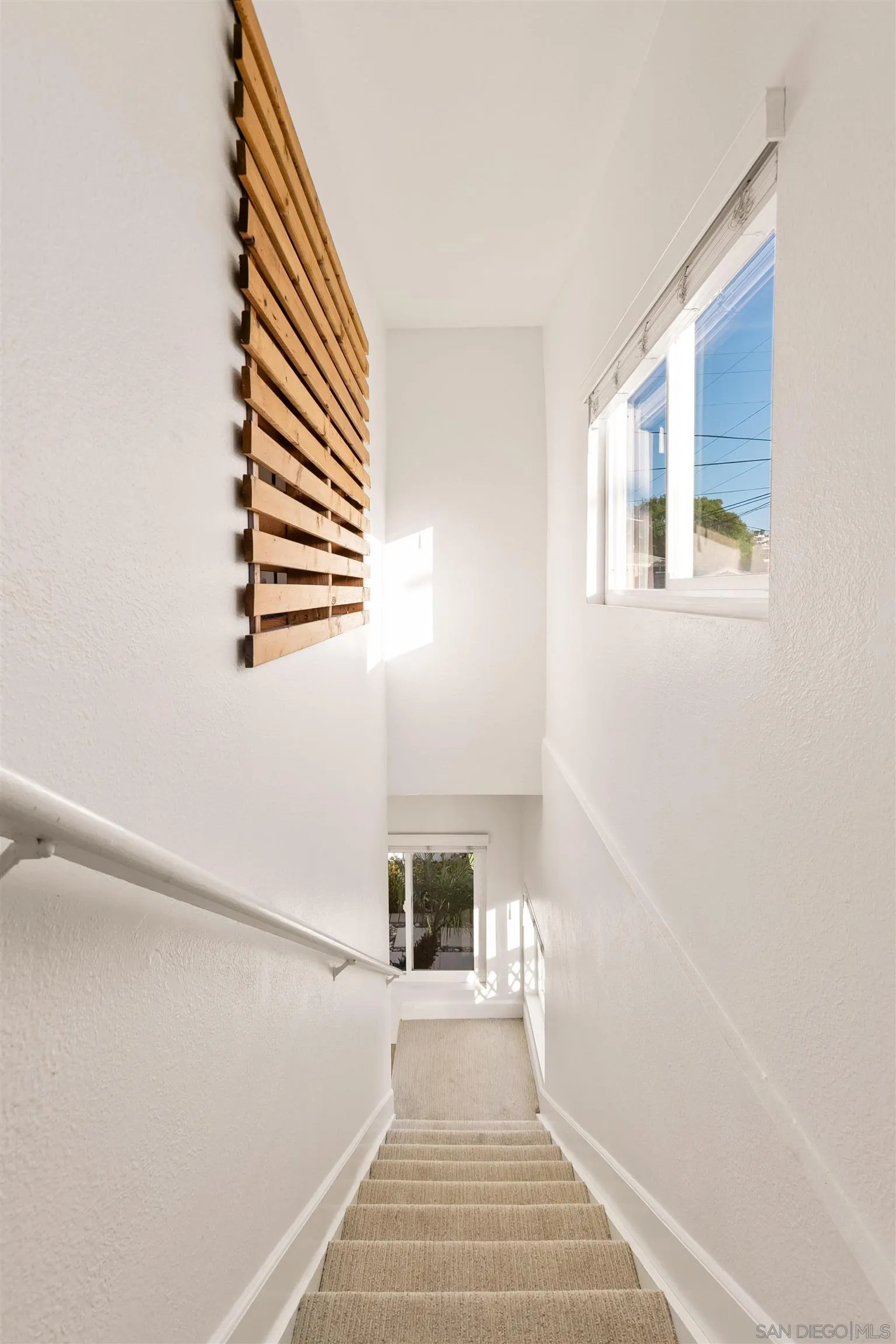 https://cdn.realtyfeed.com/cdn/127/260009070/c12c74a95a755604c04f76790f30399e.webp