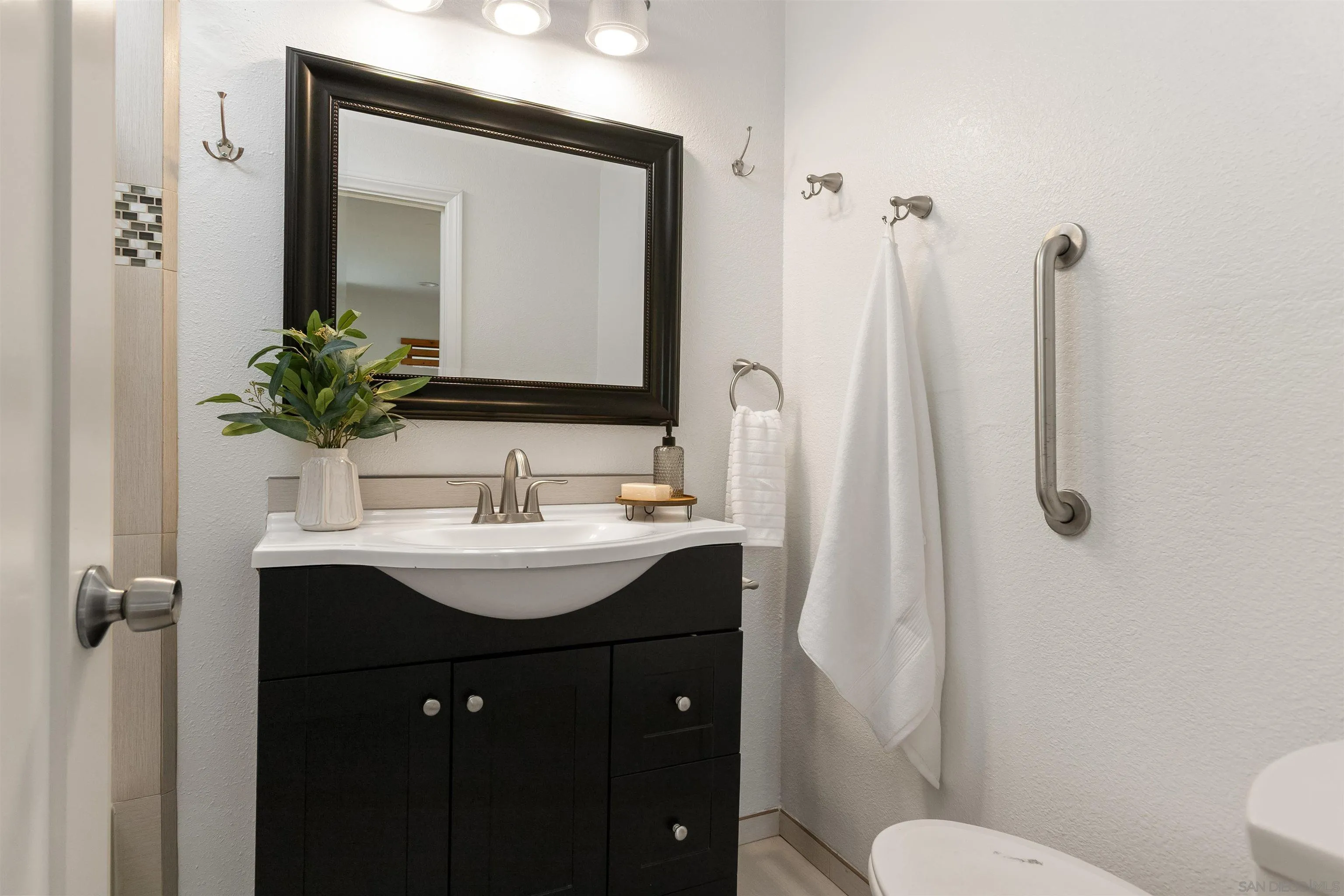 https://cdn.realtyfeed.com/cdn/127/260009070/e72c698a613f49e3f7e97399e45a78df.webp