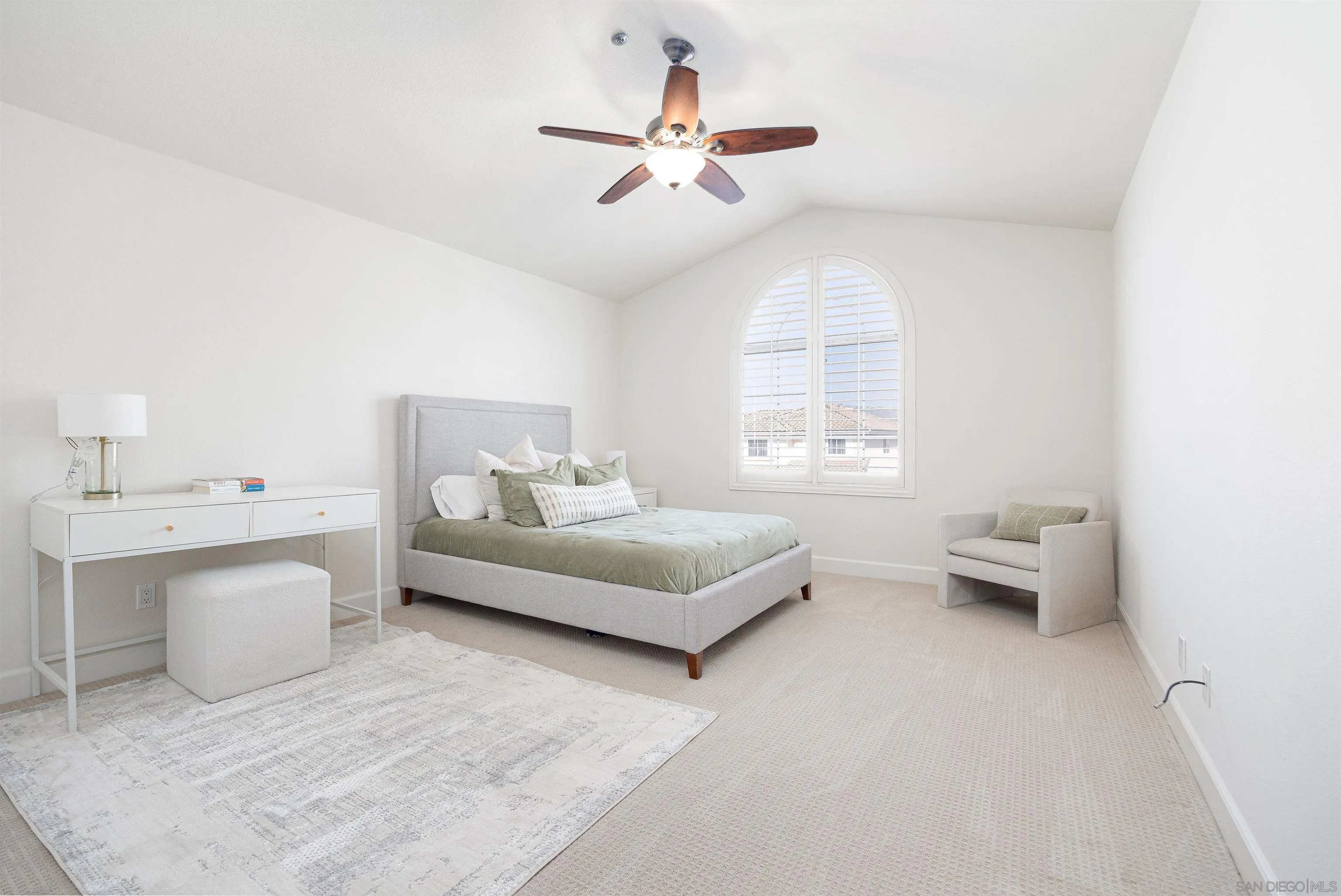 https://cdn.realtyfeed.com/cdn/127/260009072/f02163fc757b34e3659f163fcd680501.webp
