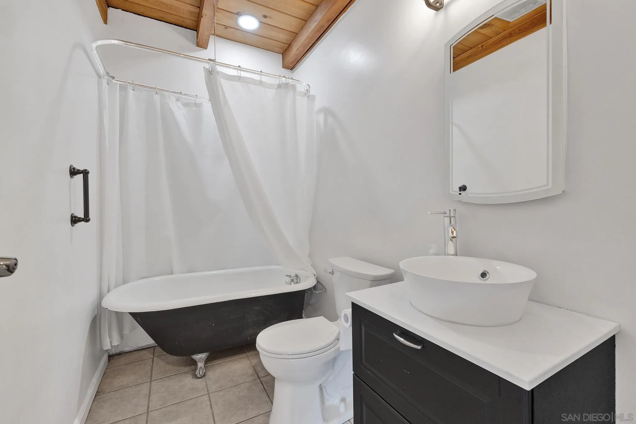 https://cdn.realtyfeed.com/cdn/127/260009073/13ce93c890c25c766c57ec14ef4c9739.webp