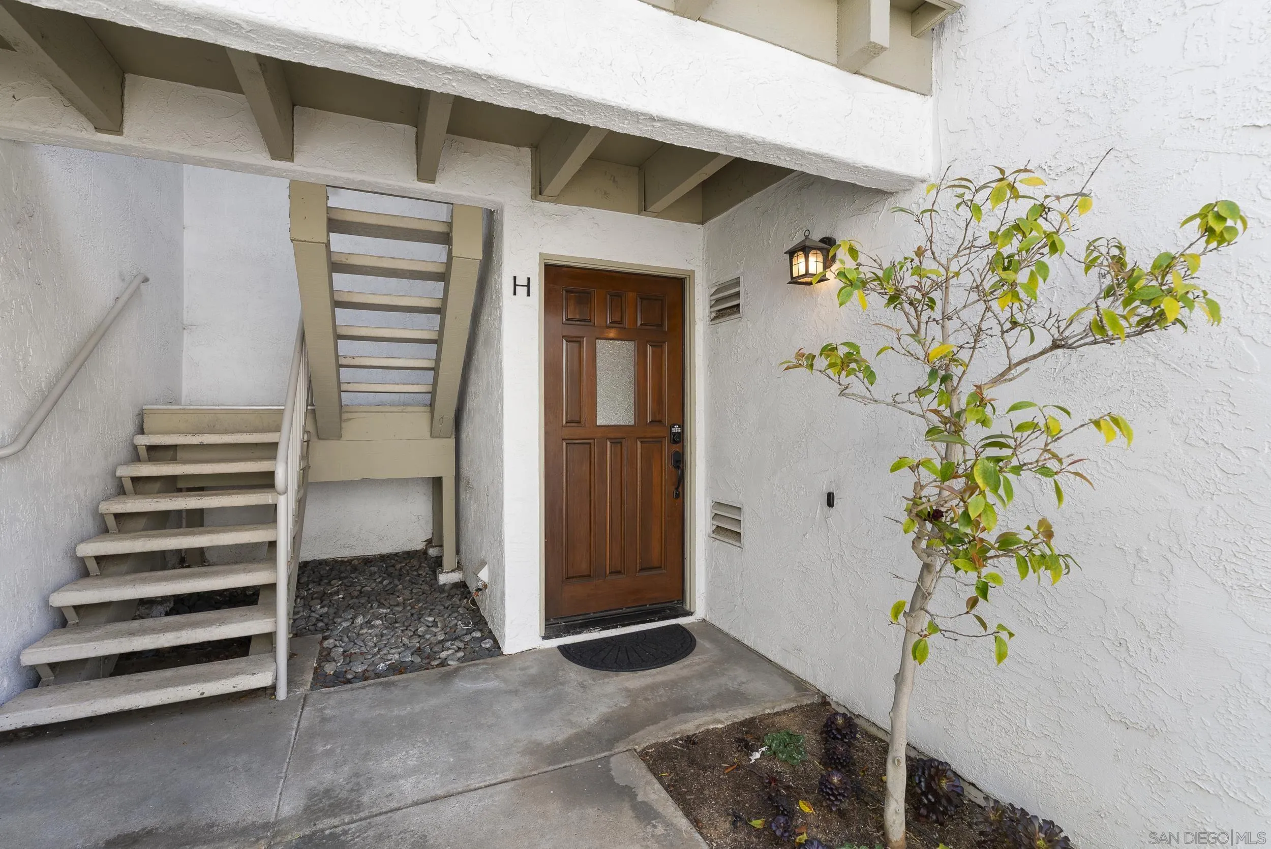 Photo #4: 260009074 Listing: Photo #4