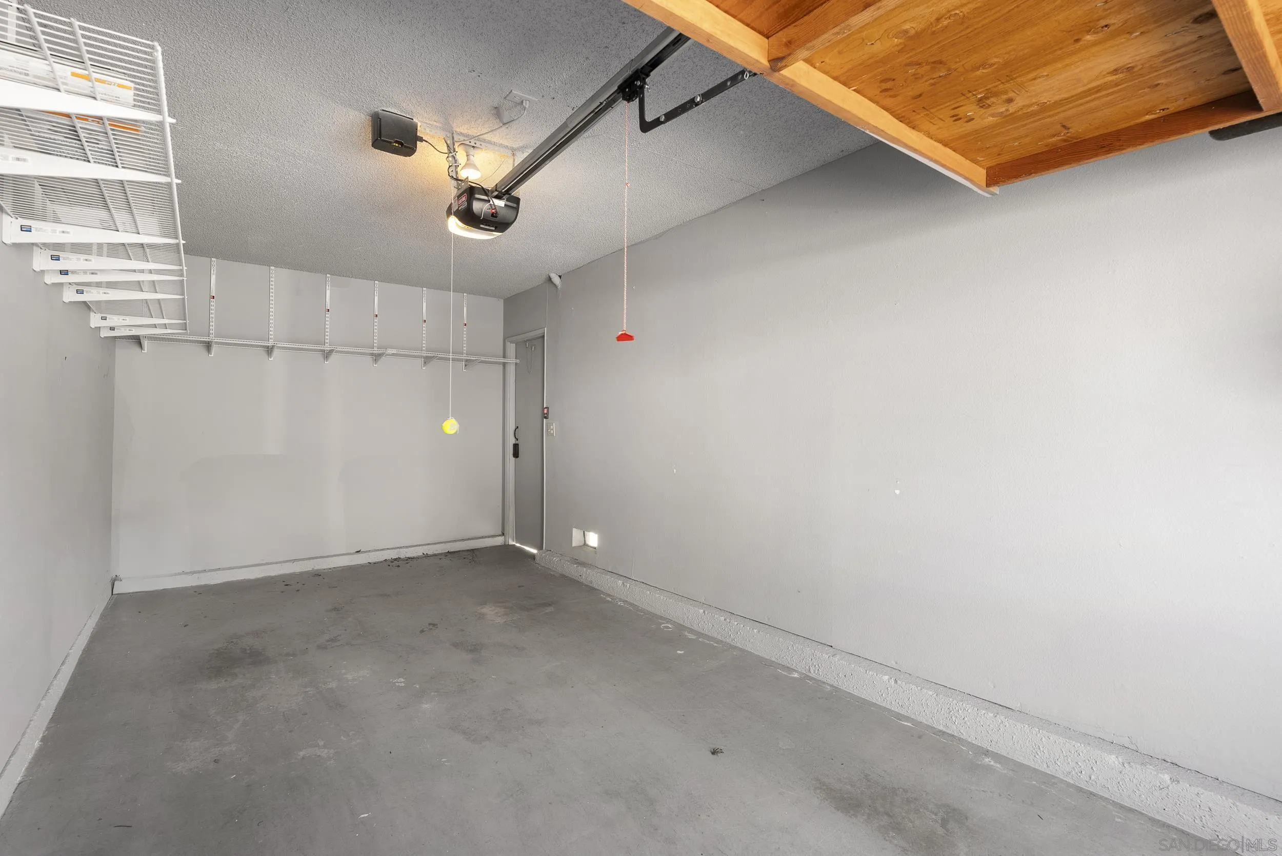 Photo #33: 260009074 Listing: Photo #33