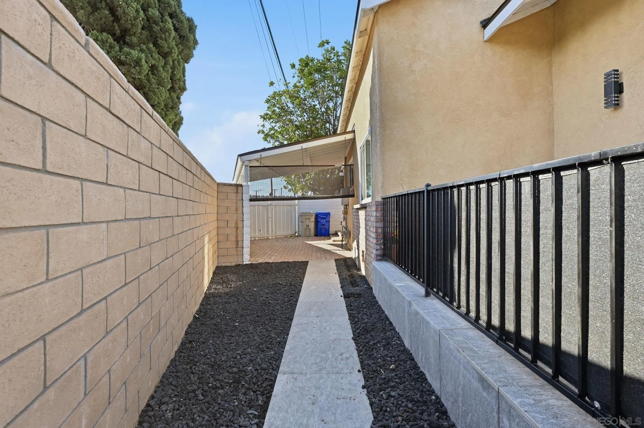 https://cdn.realtyfeed.com/cdn/127/260009075/2f62d9f0fd75f7c82ab57260a665498d.webp