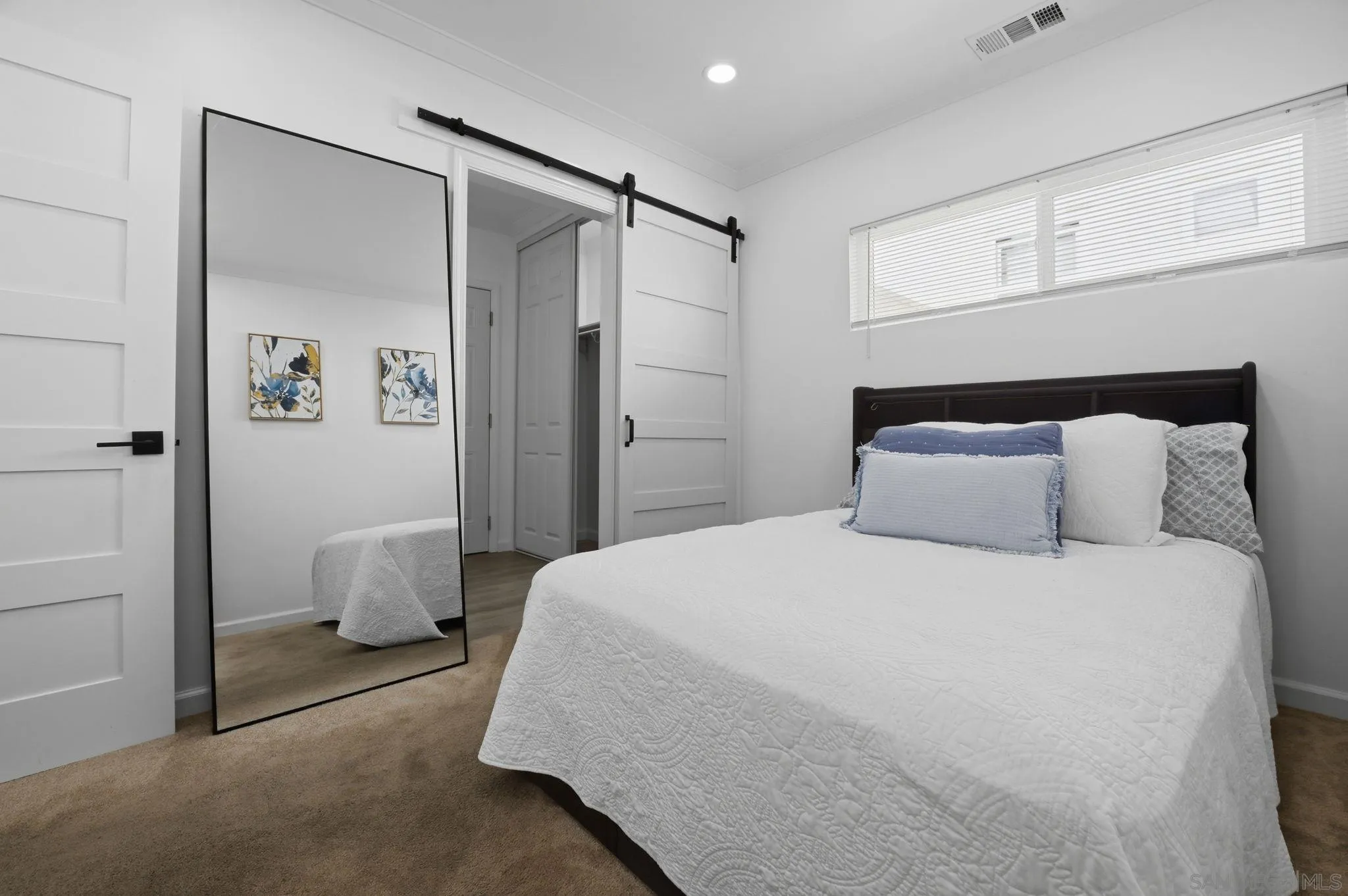 https://cdn.realtyfeed.com/cdn/127/260009075/59472af28ff8346b430e9cd94803ed73.webp