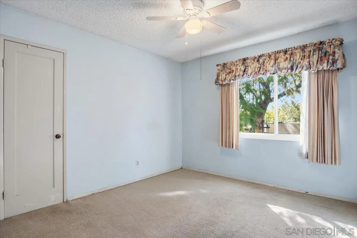 https://cdn.realtyfeed.com/cdn/127/260009077/883d2524928c1208a1d0f3b960767bd9.webp