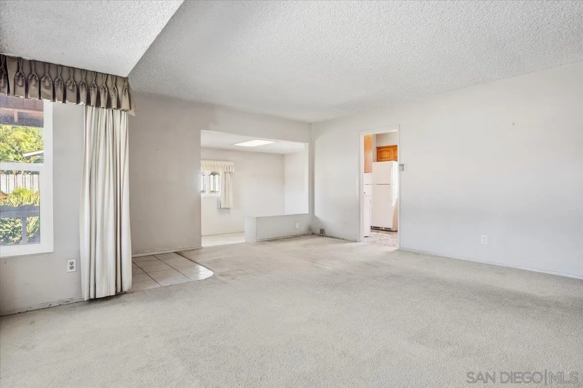 https://cdn.realtyfeed.com/cdn/127/260009077/8baa19795d6b863ac55d9a1905723711.webp