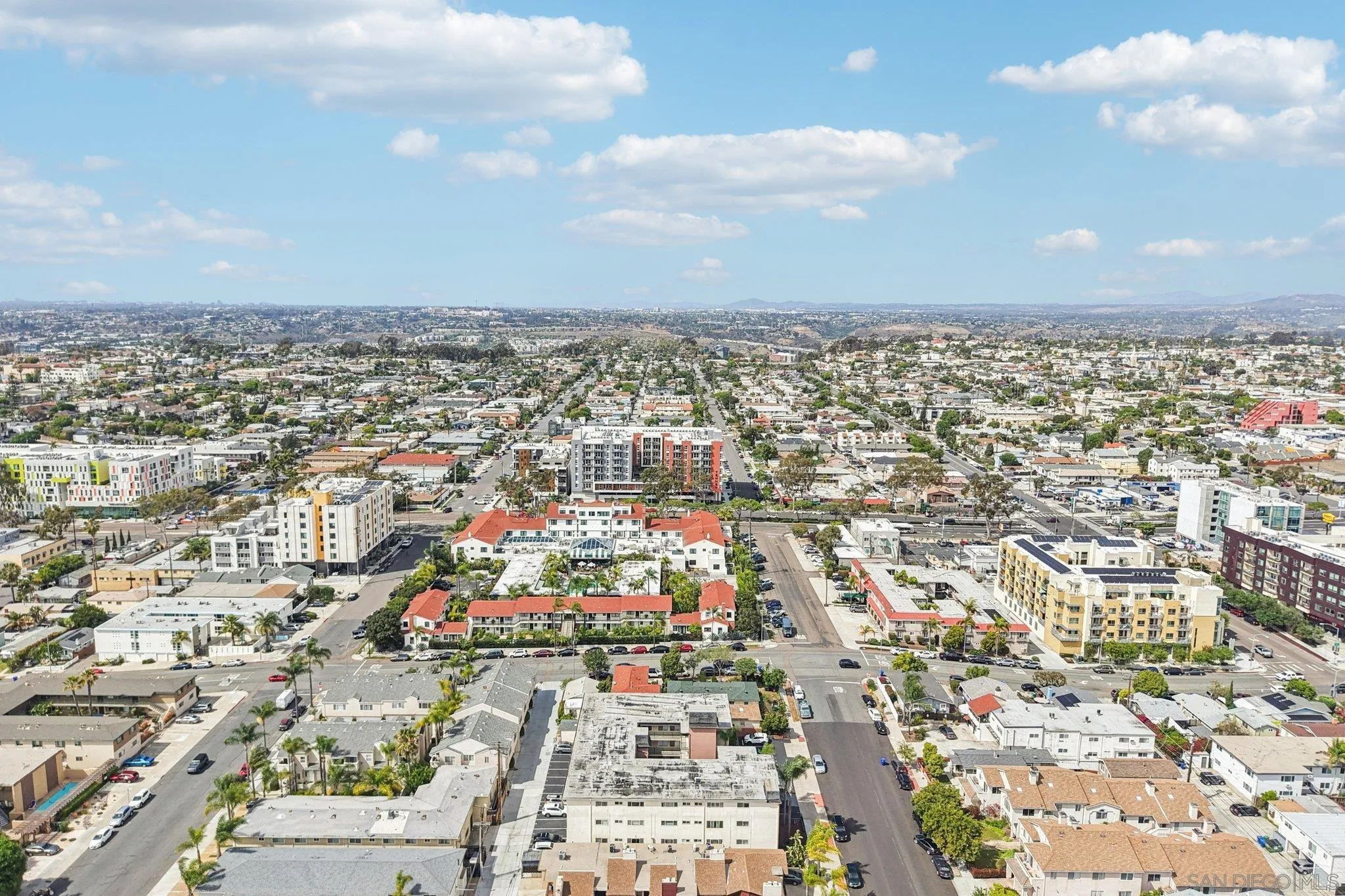 https://cdn.realtyfeed.com/cdn/127/260009080/bbf1ab2b199dafdce066bc3dd3d3b2fb.webp