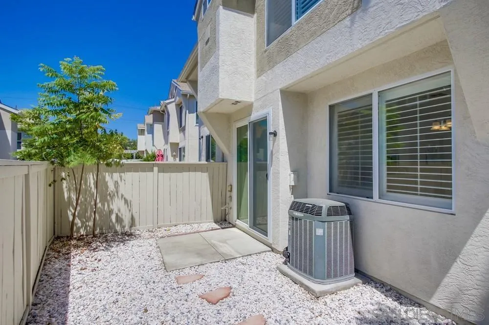 Photo #17: 260009081 Listing: Photo #17