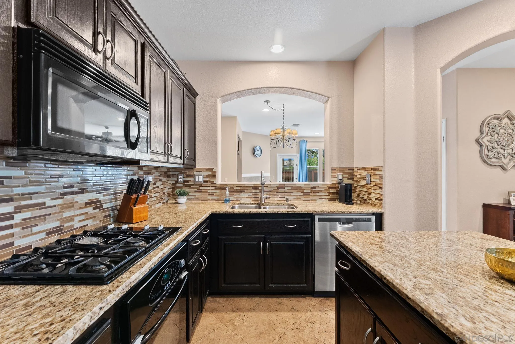 Photo #6: 260009083 Listing: Photo #6