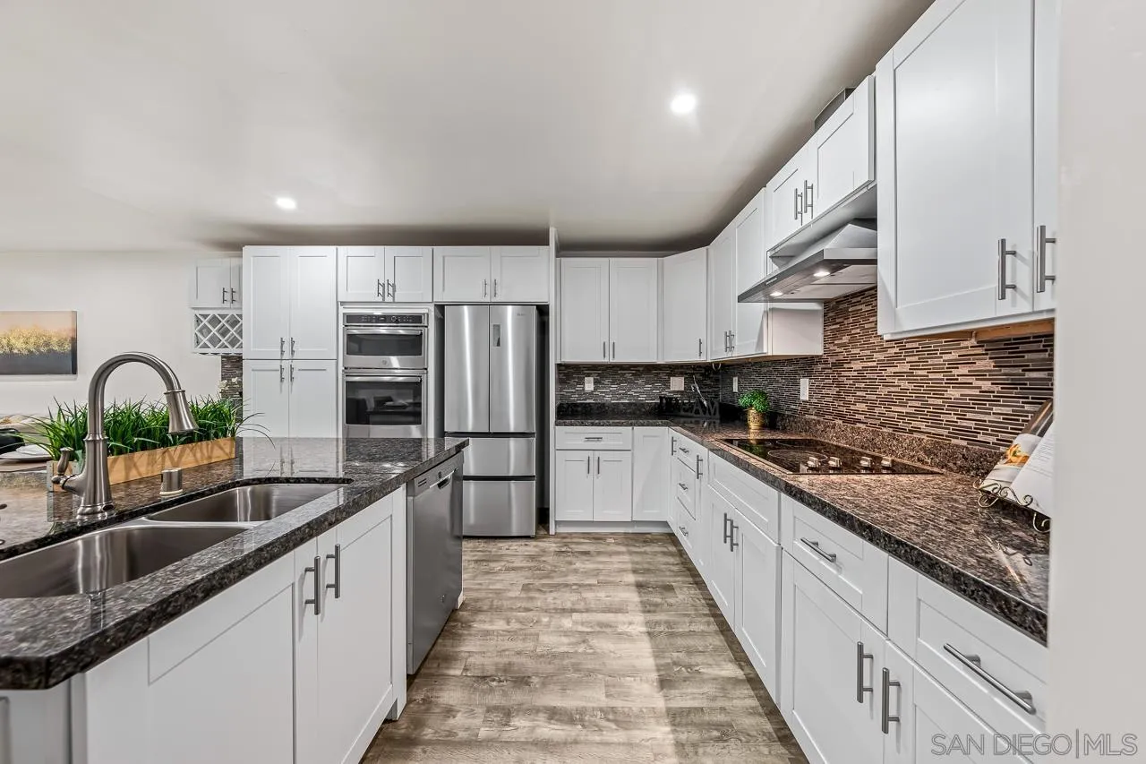https://cdn.realtyfeed.com/cdn/127/260009084/7d0b1776bce4103e7aed94ad5a71abd8.webp