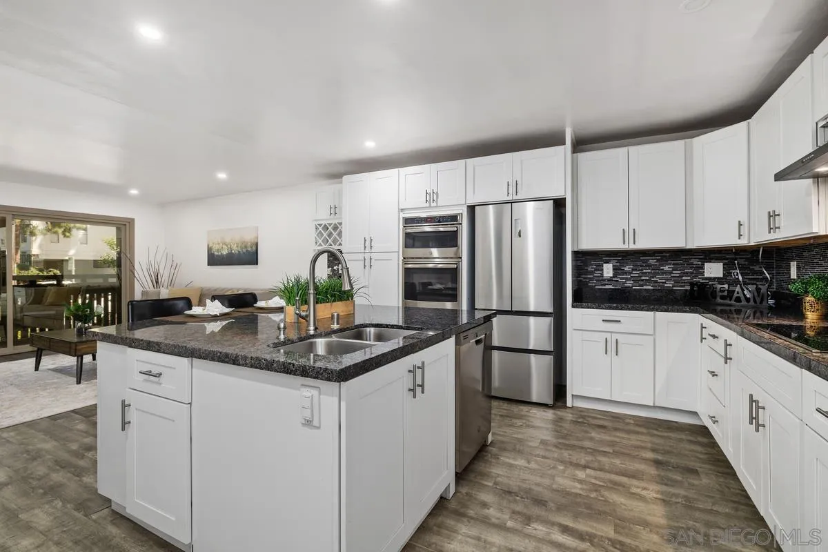 Photo #2: 260009084 Listing: Photo #2