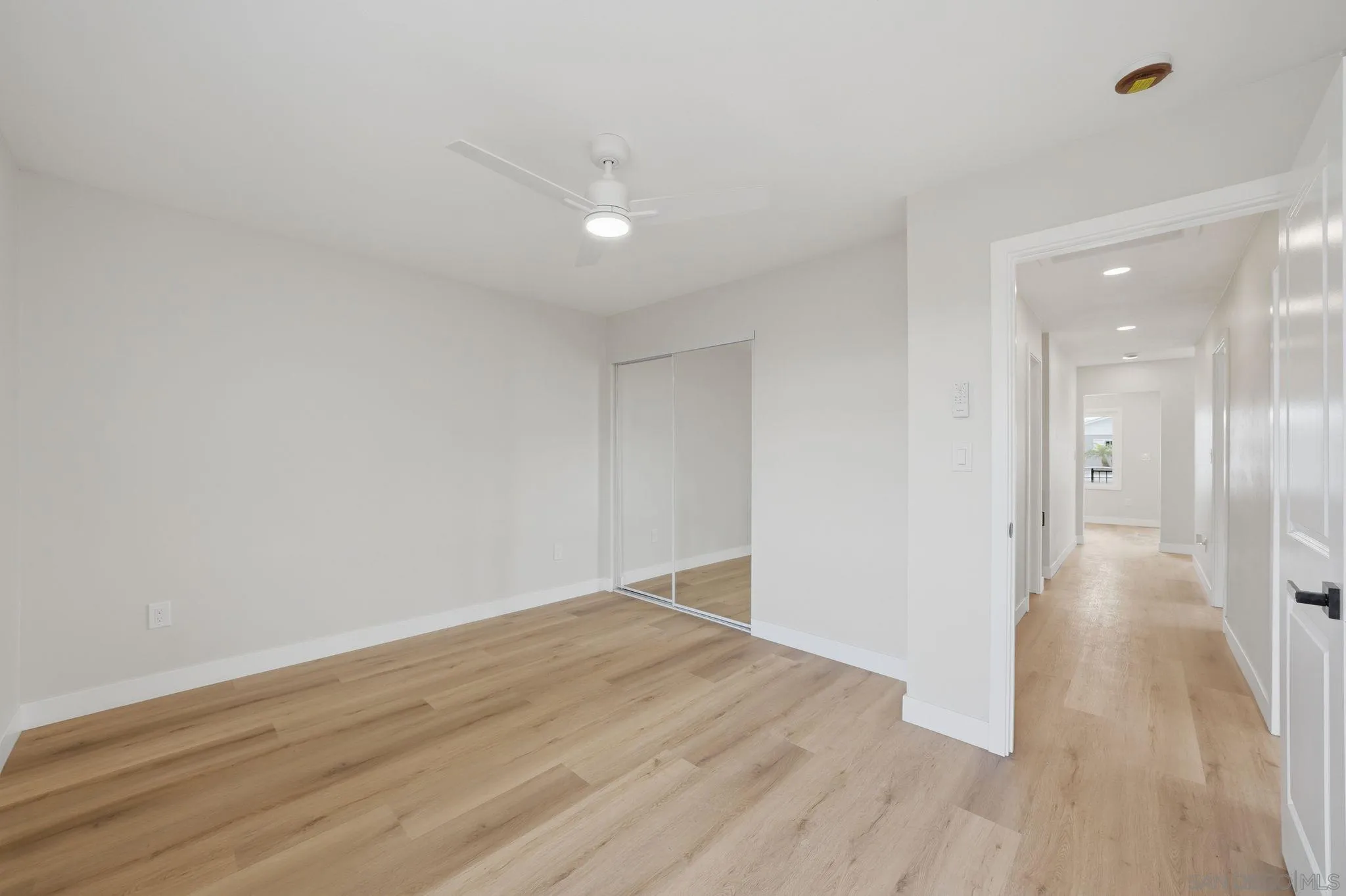 https://cdn.realtyfeed.com/cdn/127/260009089/326d66bbc372de3a8d1f7a02bd87712c.webp
