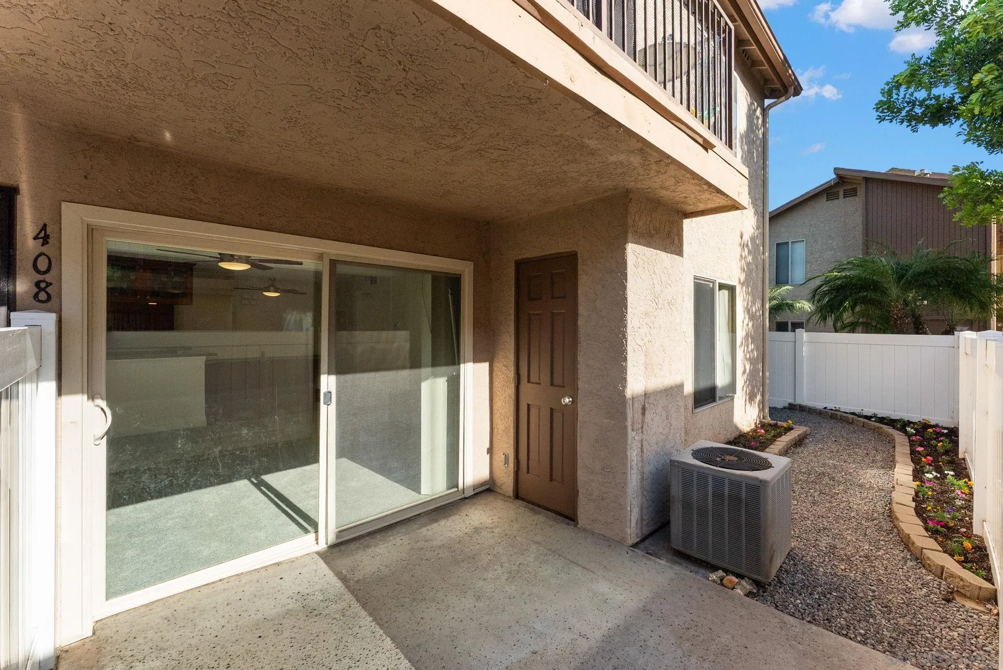 Photo #3: 260009093 Listing: Photo #3