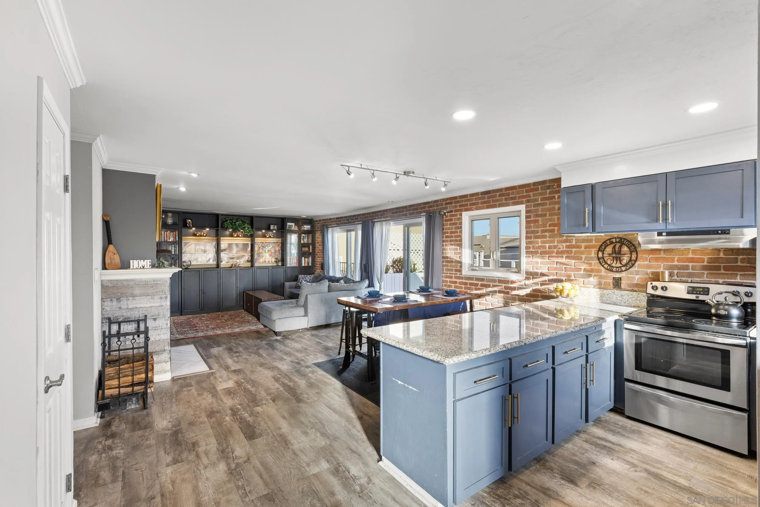 https://cdn.realtyfeed.com/cdn/127/260009094/c01561bb295ea45d806c9fe4630a36cc.webp