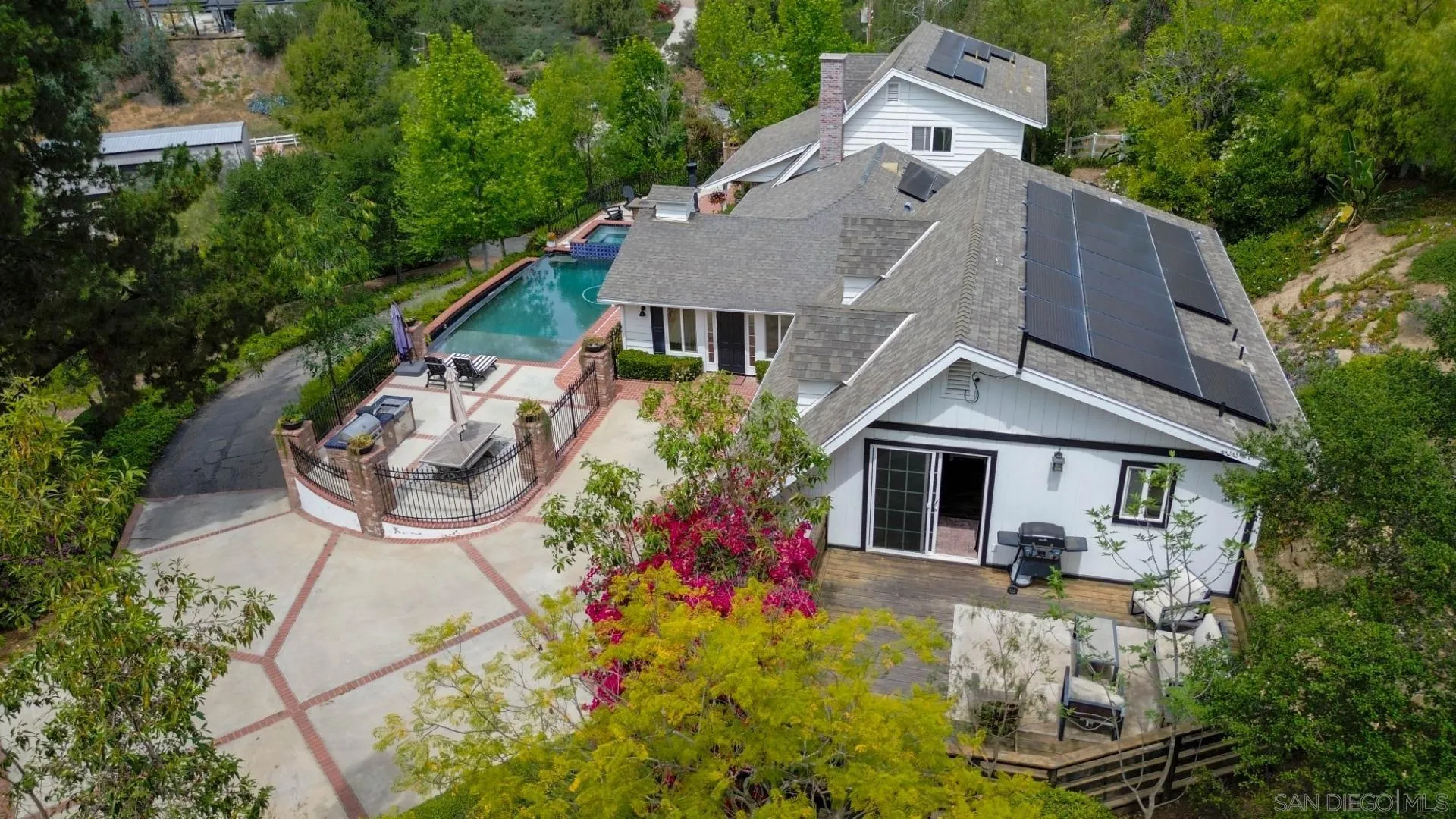 2422 Gird Road, Fallbrook, CA, 92028