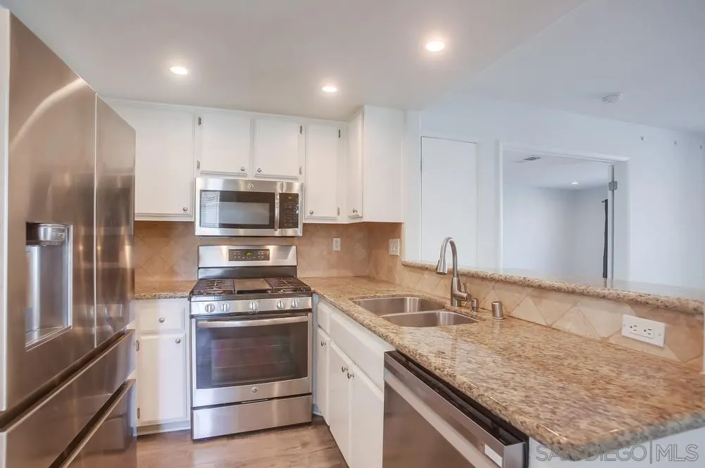 Photo #8: 260009096 Listing: Photo #8