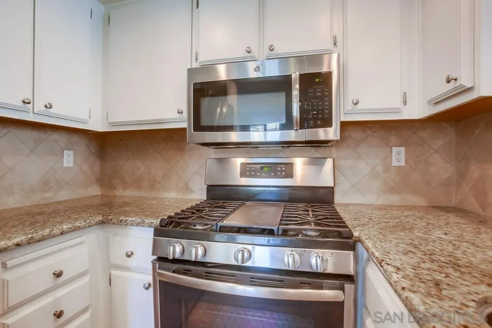 Photo #9: 260009096 Listing: Photo #9