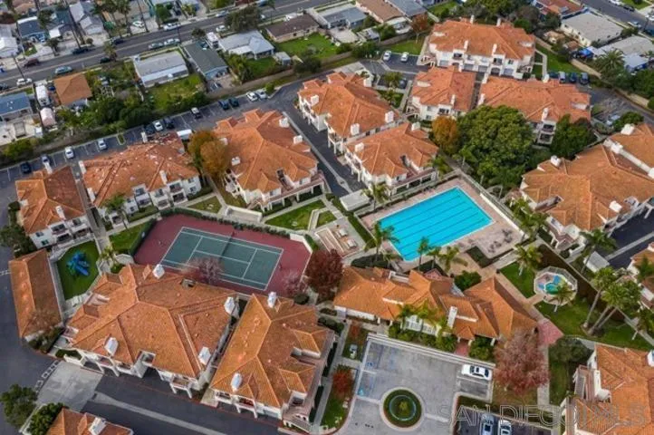 $500,000-$750,000