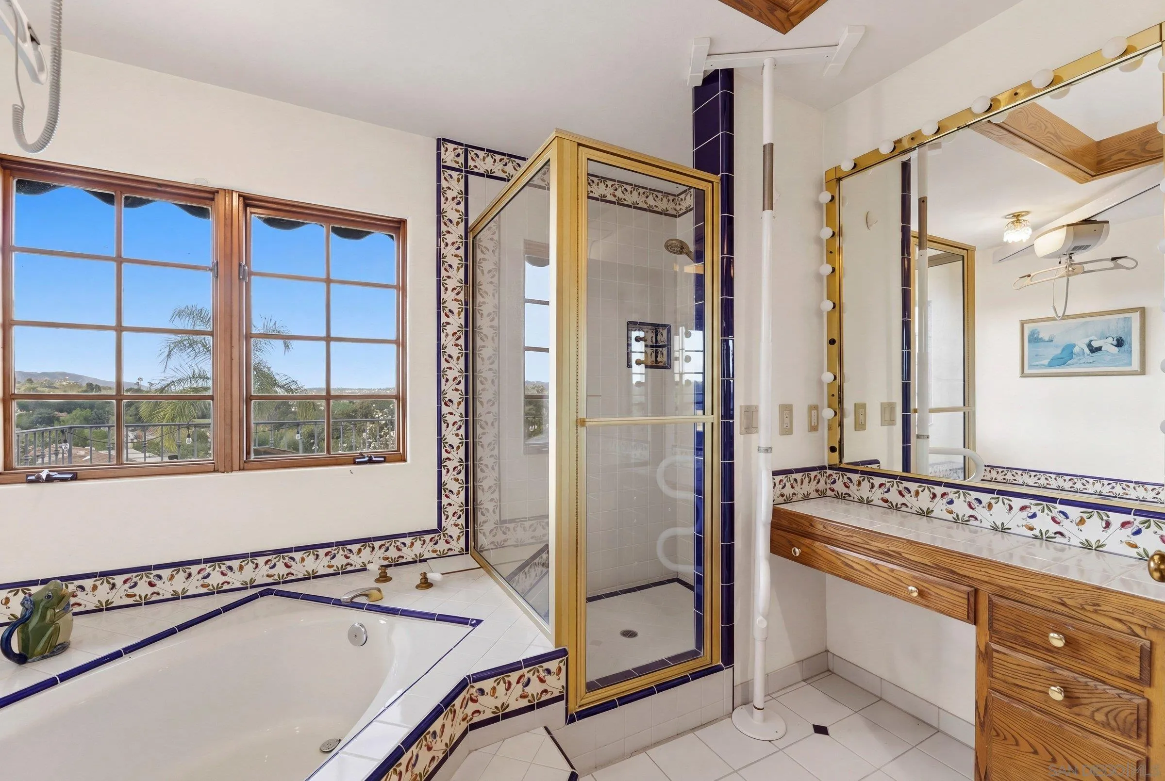 https://cdn.realtyfeed.com/cdn/127/260009097/ce52278d0a9a64e9dfade0eee460d344.webp