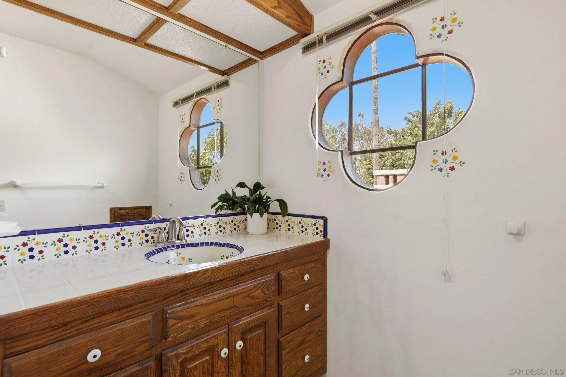 https://cdn.realtyfeed.com/cdn/127/260009097/d113c4eea57a8d765d9d6c13988f13a8.webp
