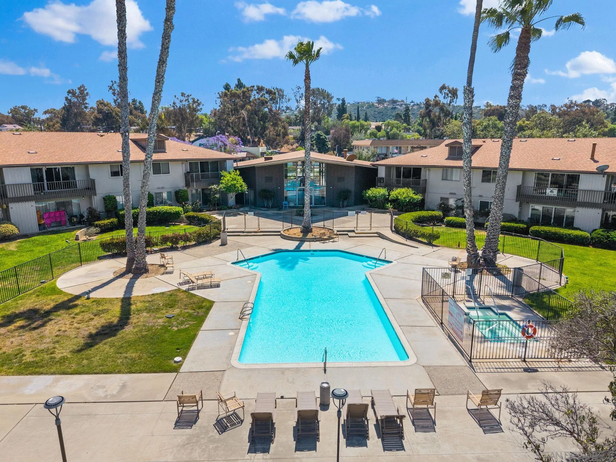 Photo #20: 260009100 Listing: Photo #20