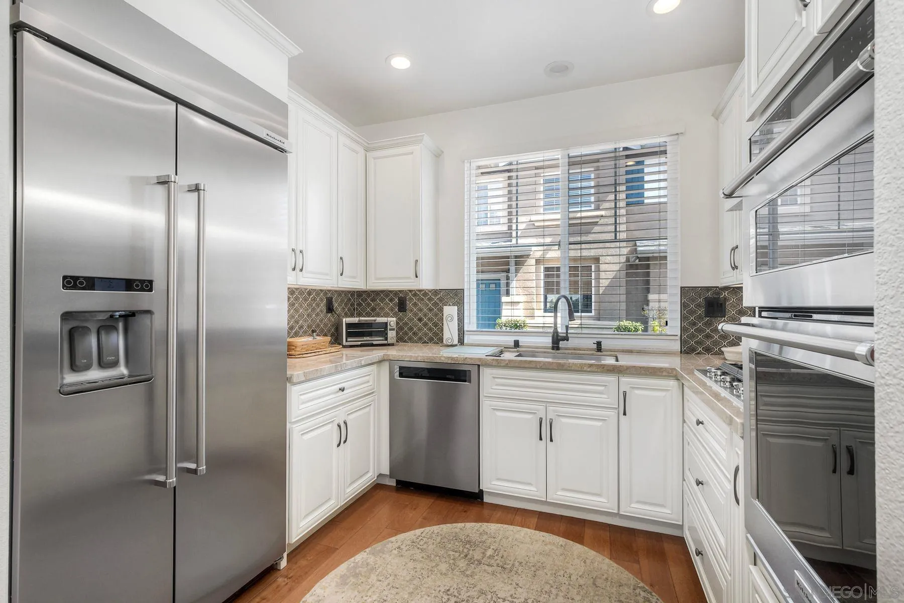 https://cdn.realtyfeed.com/cdn/127/260009102/26f44c93634c4cd514a7cf456bdb781e.webp