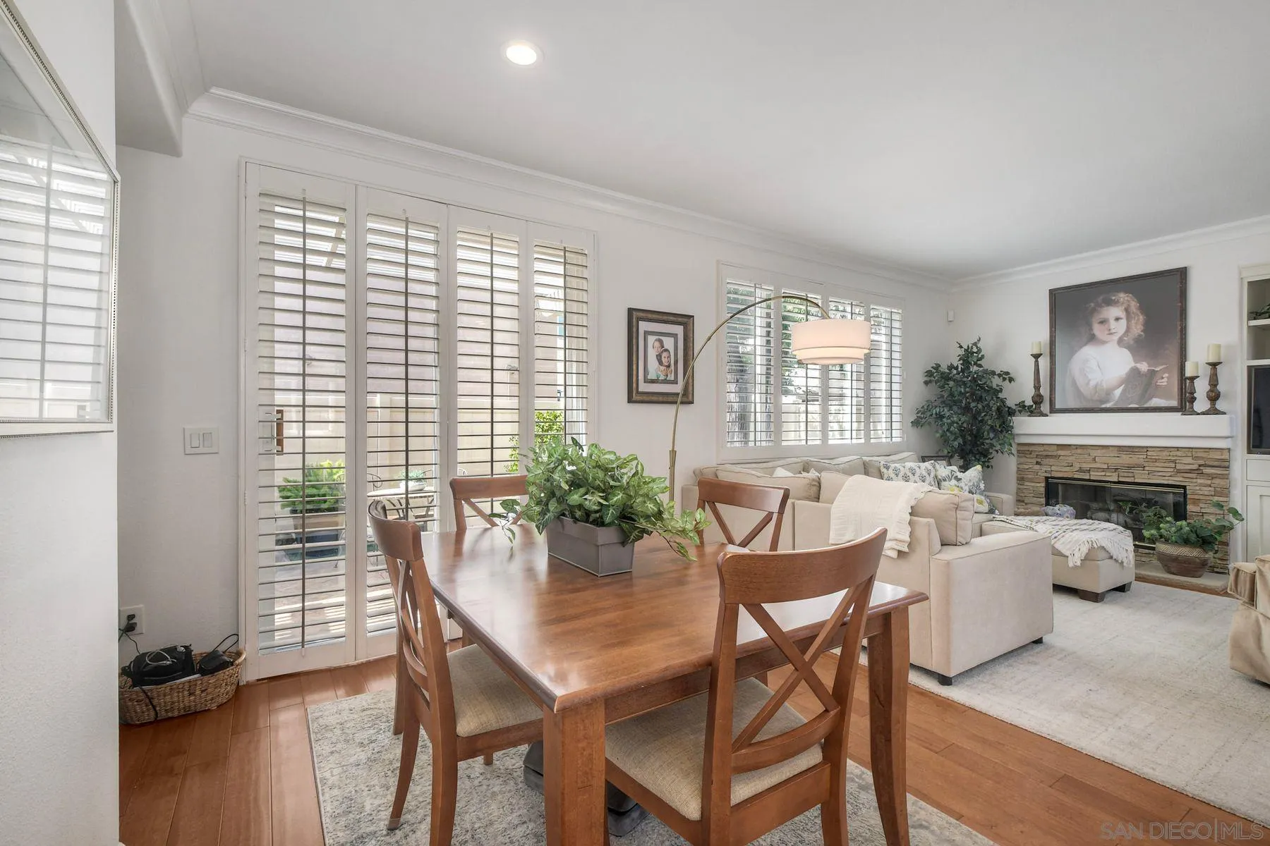 https://cdn.realtyfeed.com/cdn/127/260009102/a840704e948996070c4be74597694460.webp
