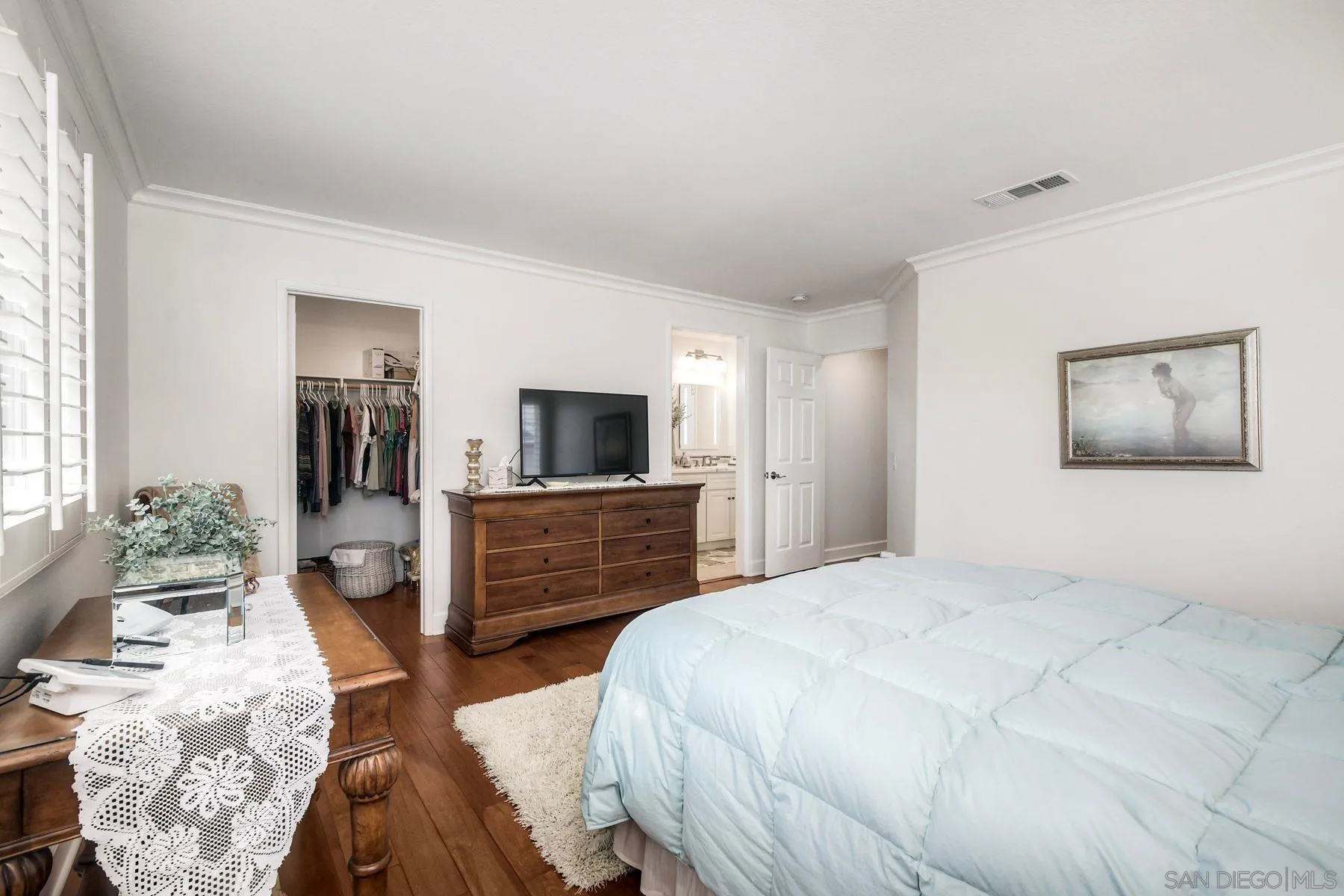 https://cdn.realtyfeed.com/cdn/127/260009102/c0c9ccbe814f81f35e78758e8242b327.webp