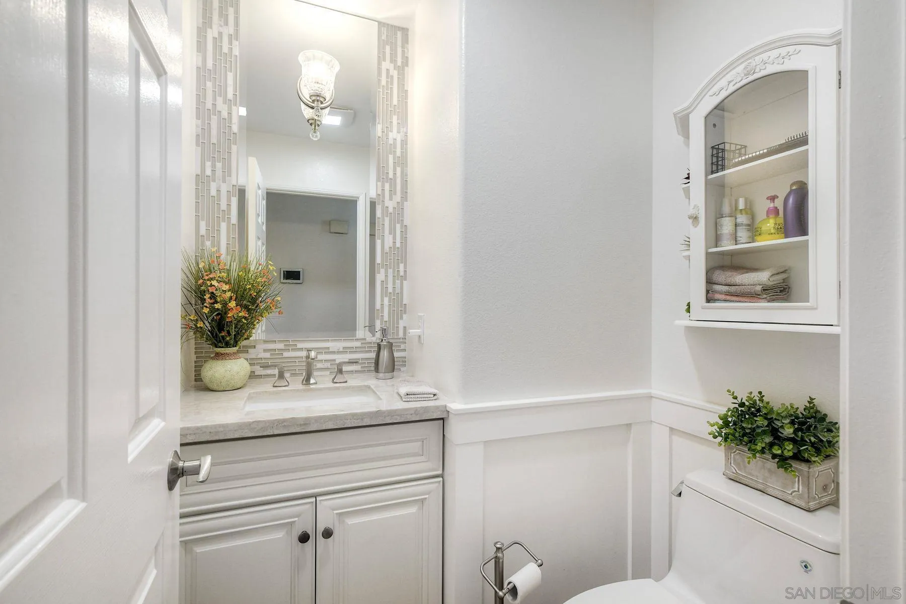 https://cdn.realtyfeed.com/cdn/127/260009102/e04ebfc540480d9408797e45126557f0.webp