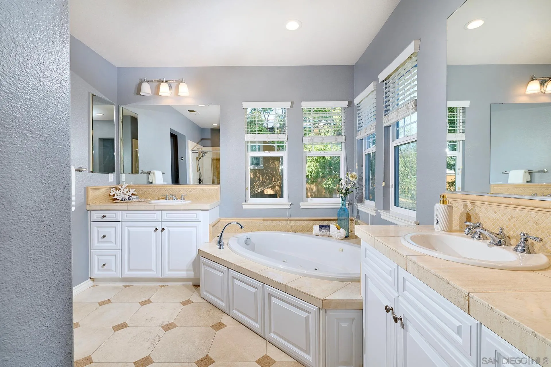 Photo #19: 260009104 Listing: Photo #19