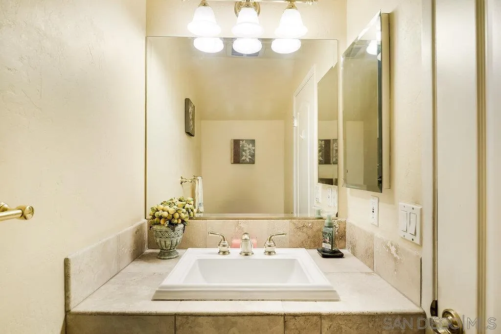 12421 Greens East Rd, San Diego, CA, 92128