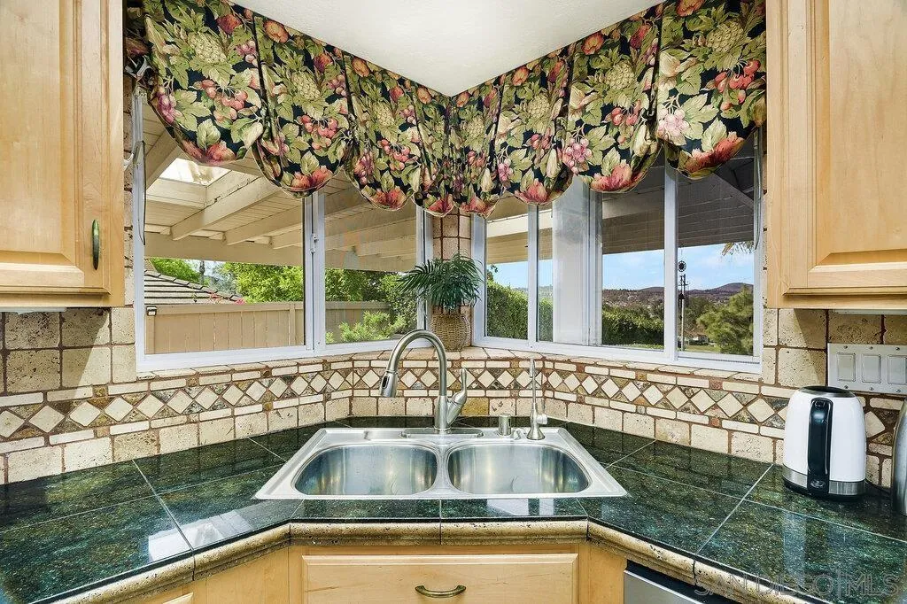 12421 Greens East Rd, San Diego, CA, 92128