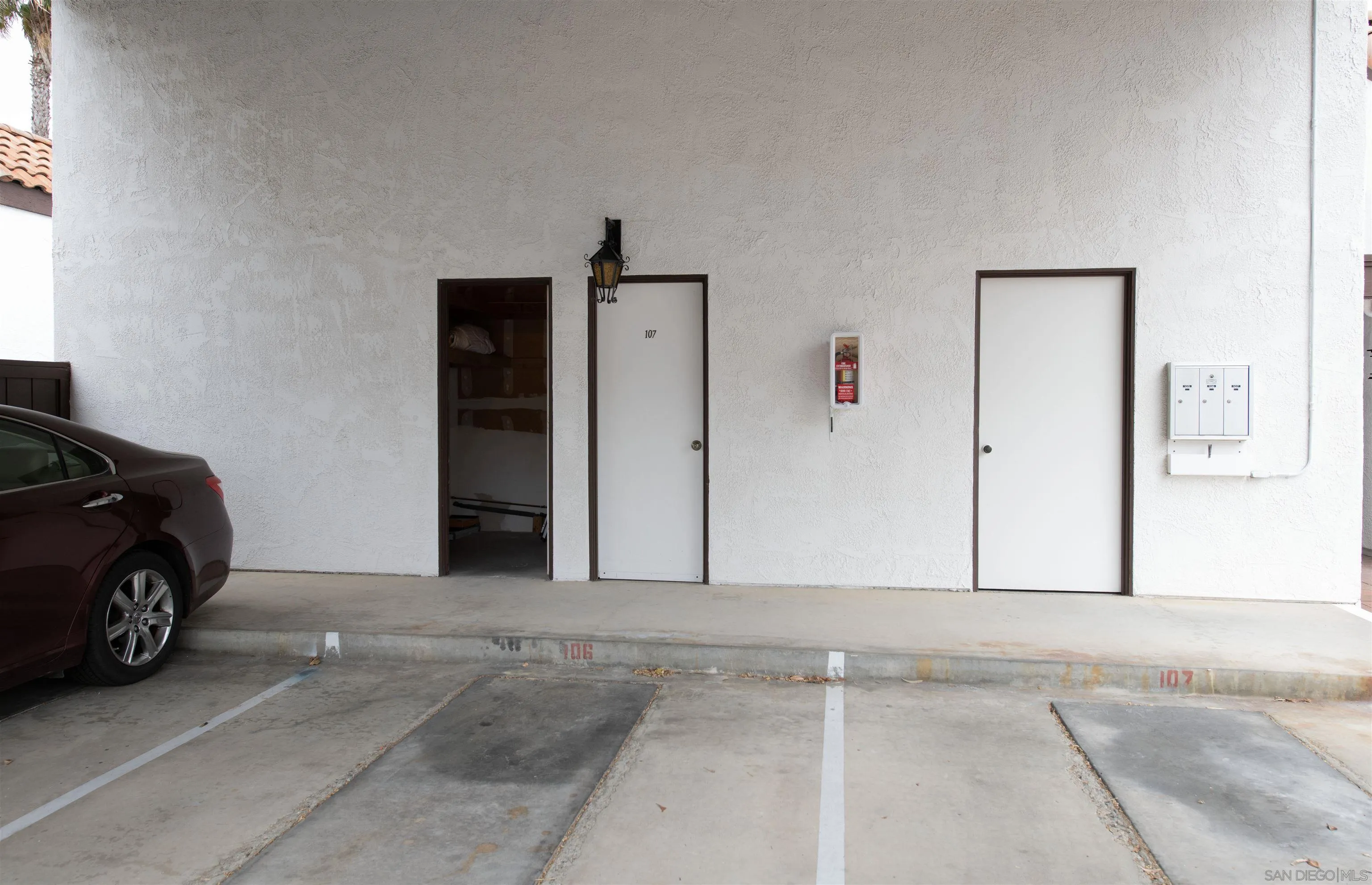 16450 Caminito Vecinos UNIT 106, San Diego, CA, 92128
