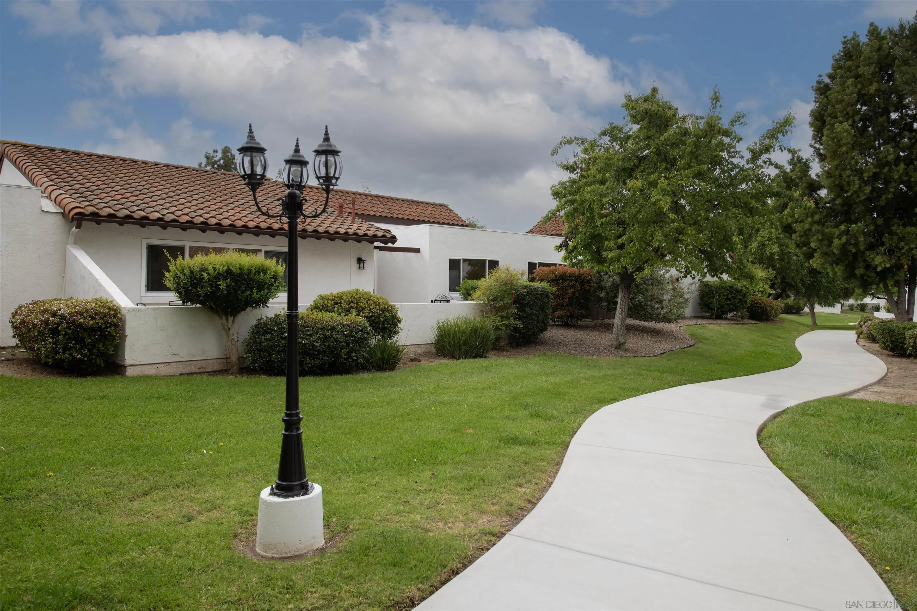 16450 Caminito Vecinos UNIT 106, San Diego, CA, 92128
