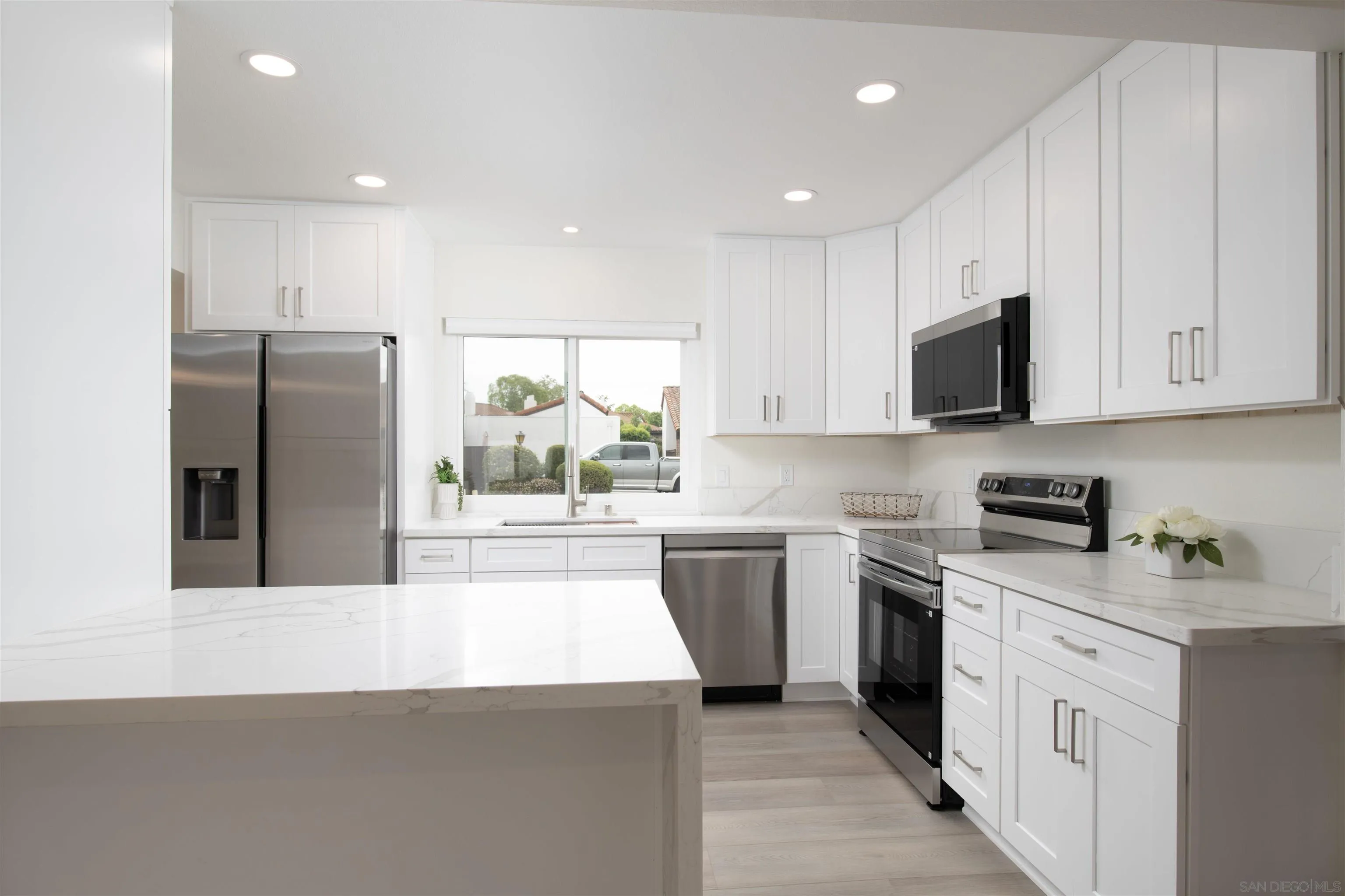16450 Caminito Vecinos UNIT 106, San Diego, CA, 92128
