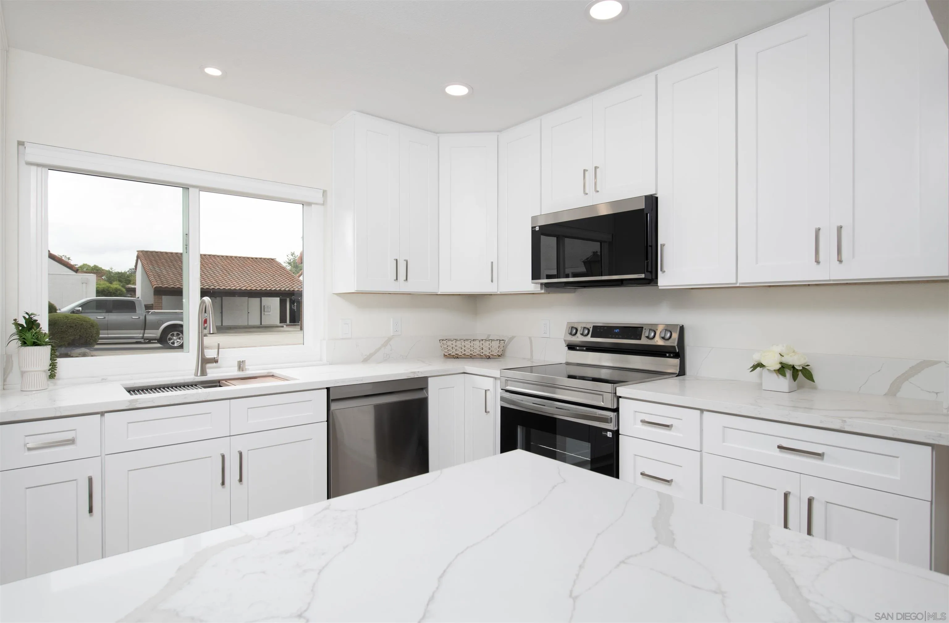 16450 Caminito Vecinos UNIT 106, San Diego, CA, 92128
