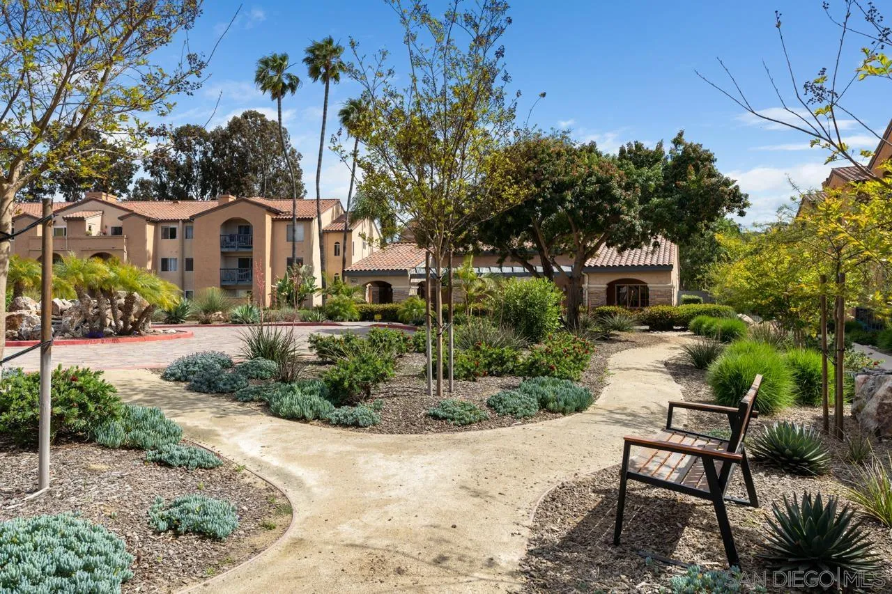 Photo #37: 260009112 Listing: Photo #37