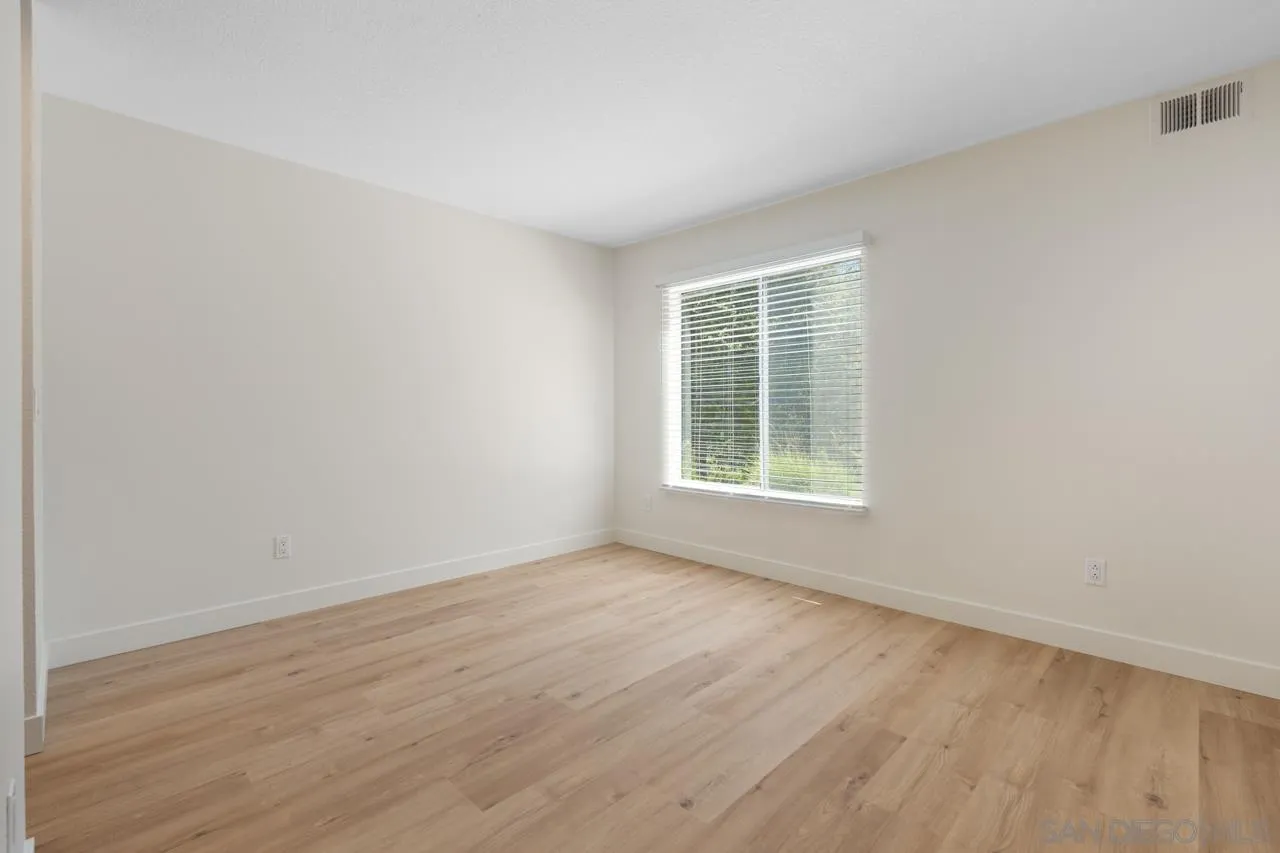 Photo #16: 260009112 Listing: Photo #16