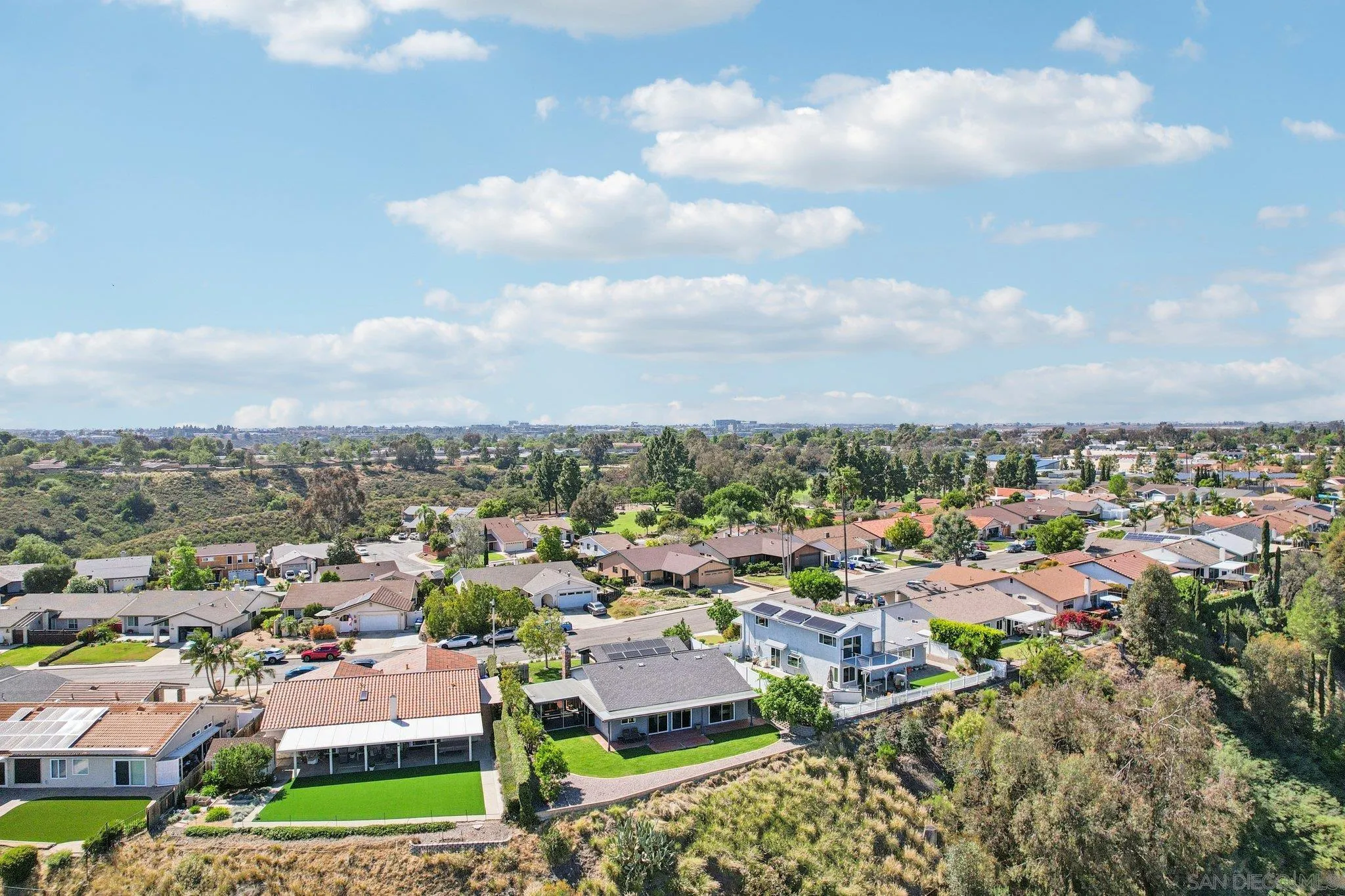 https://cdn.realtyfeed.com/cdn/127/260009115/31b2021ed89df391d991a66d7017e40c.webp