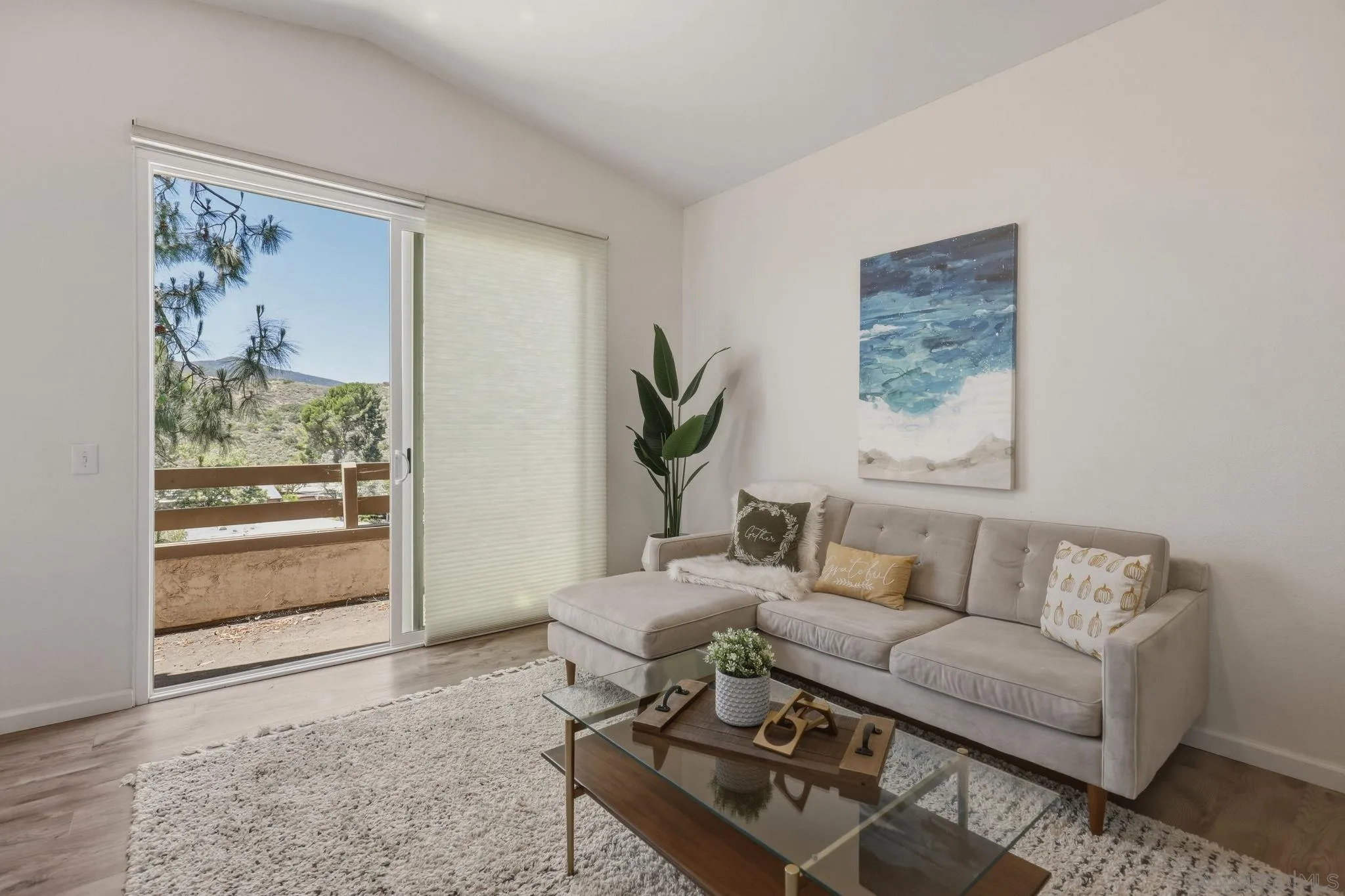 https://cdn.realtyfeed.com/cdn/127/260009118/f0a1e9f9db9f575cd96448085e9da7c7.webp