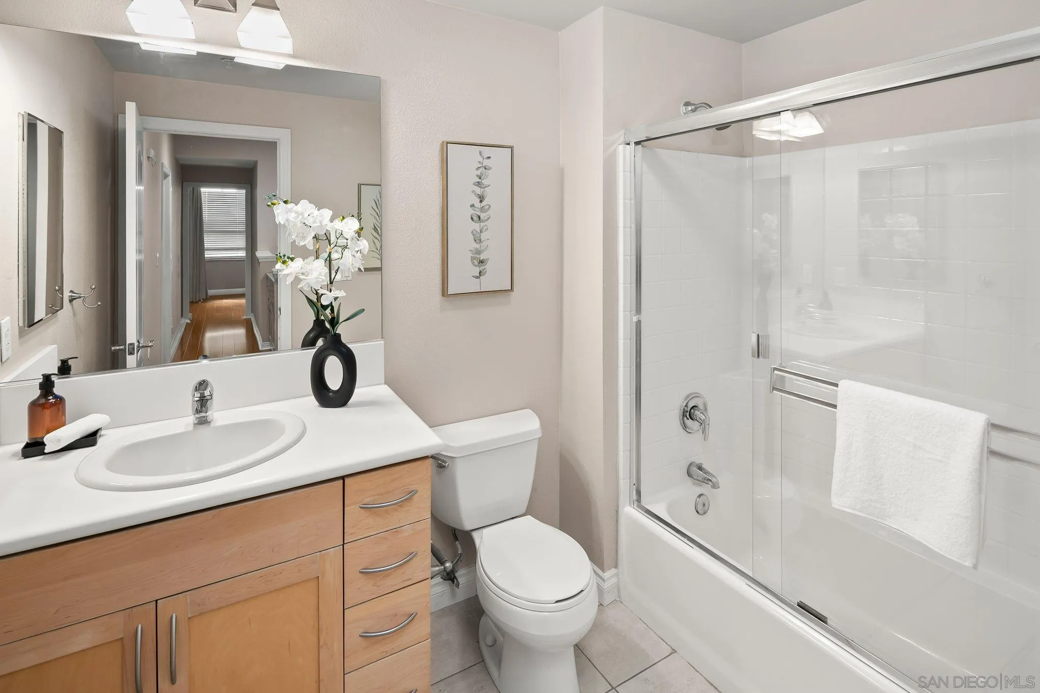 https://cdn.realtyfeed.com/cdn/127/260009121/3a66cb850534d5cc8ede179ef4ae2127.webp