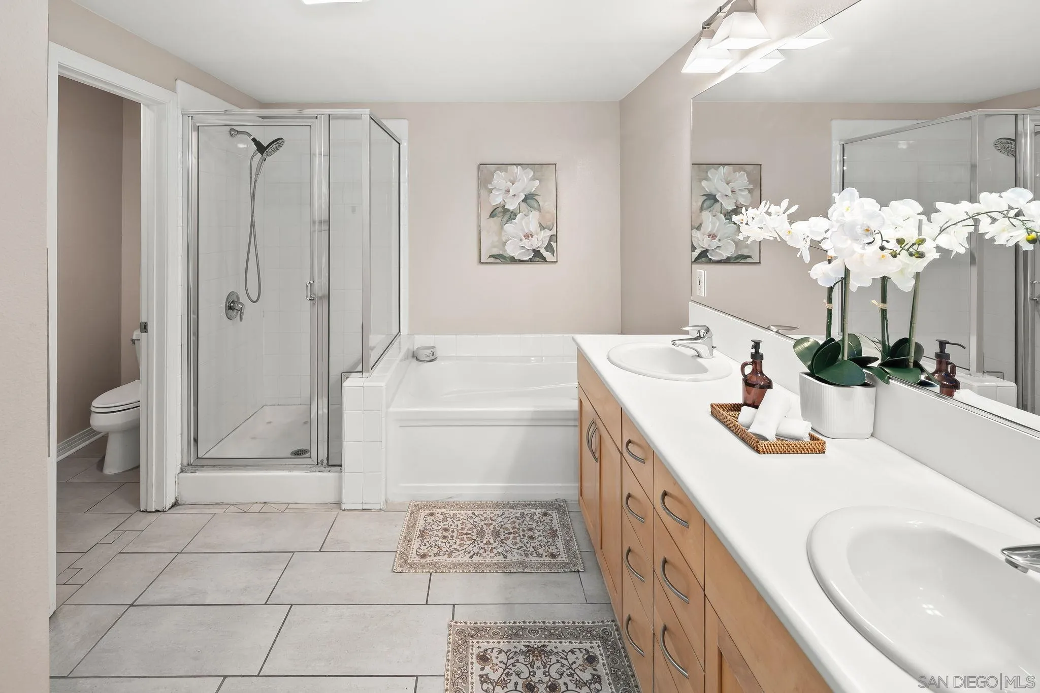 https://cdn.realtyfeed.com/cdn/127/260009121/79ea224c7ef120b465c2fe889b343951.webp