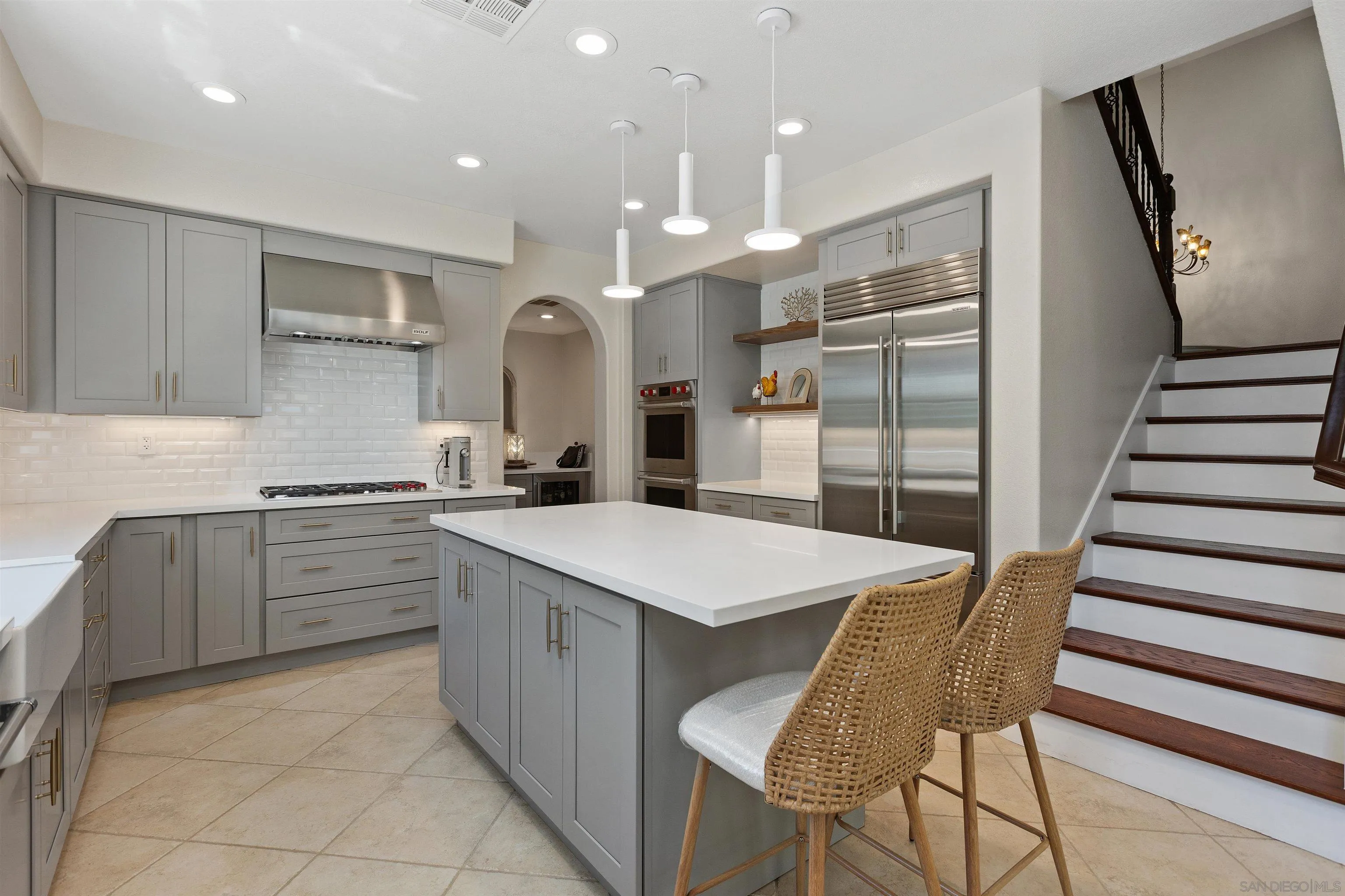 https://cdn.realtyfeed.com/cdn/127/260009125/06e709fb4a3df3dd268824b3b3c5bf16.webp