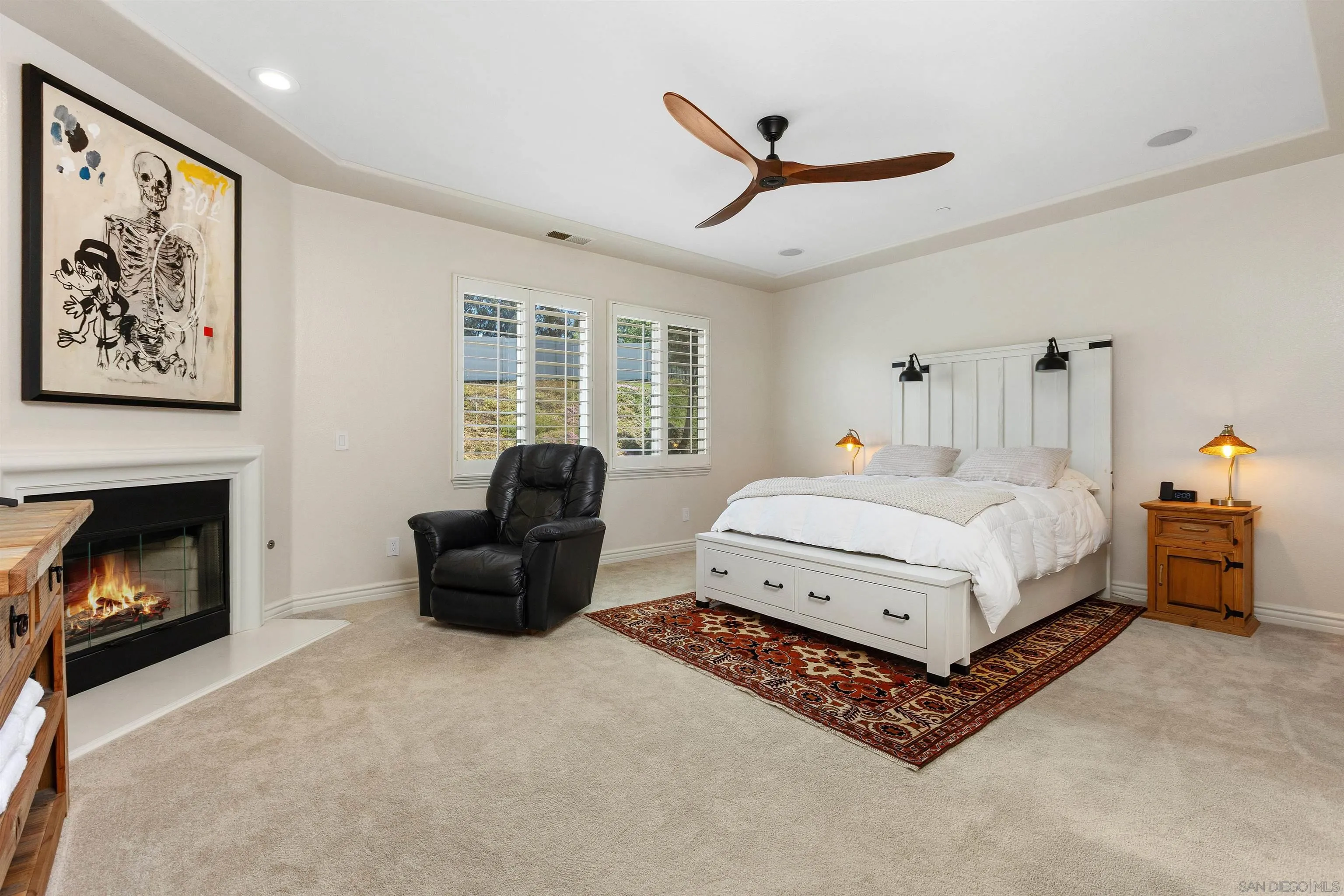 https://cdn.realtyfeed.com/cdn/127/260009125/14de713c5ed11826426d5ce5e2de33f7.webp
