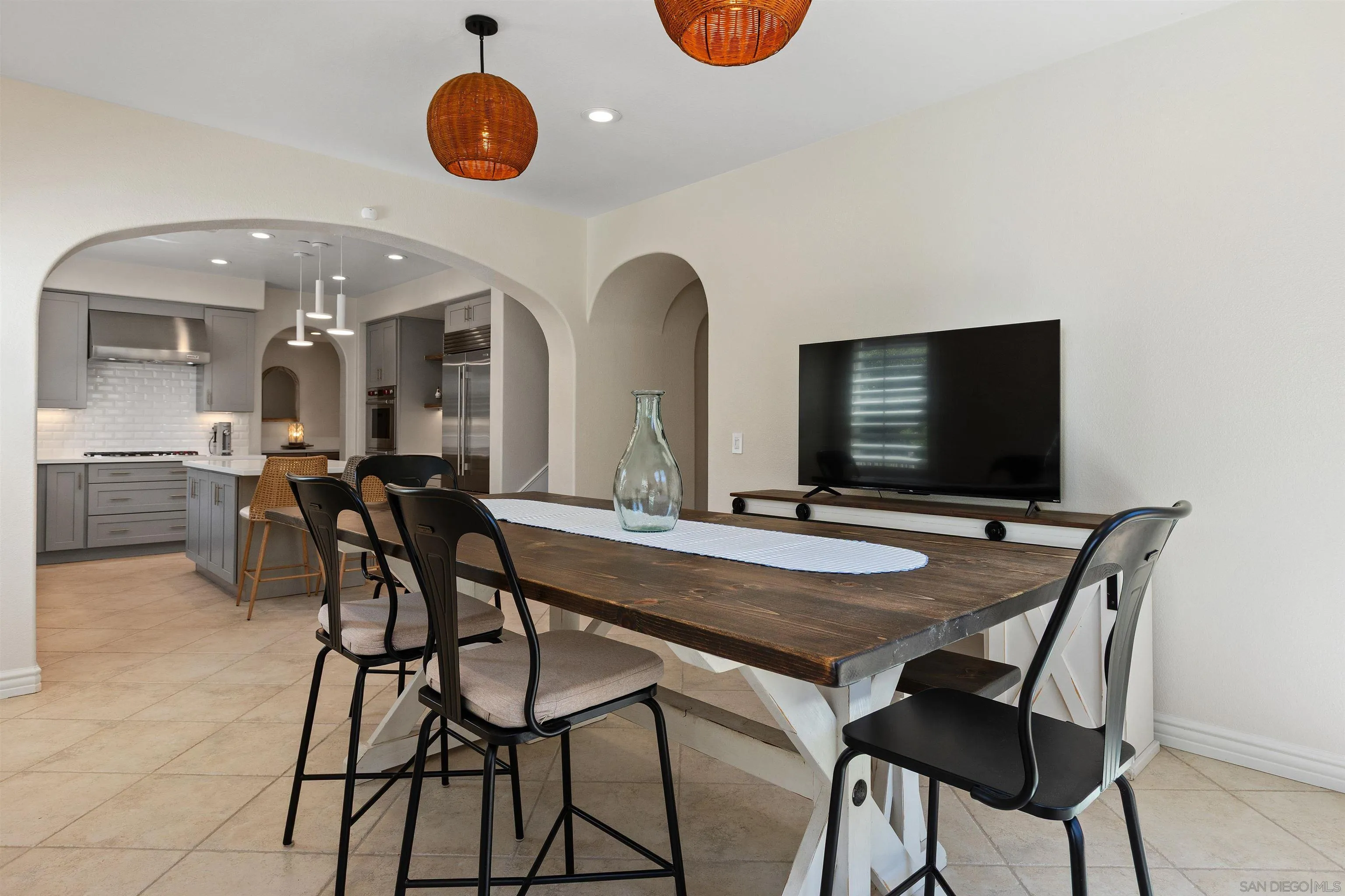 https://cdn.realtyfeed.com/cdn/127/260009125/3440f6440dadea3fcdfafeb7df543f97.webp
