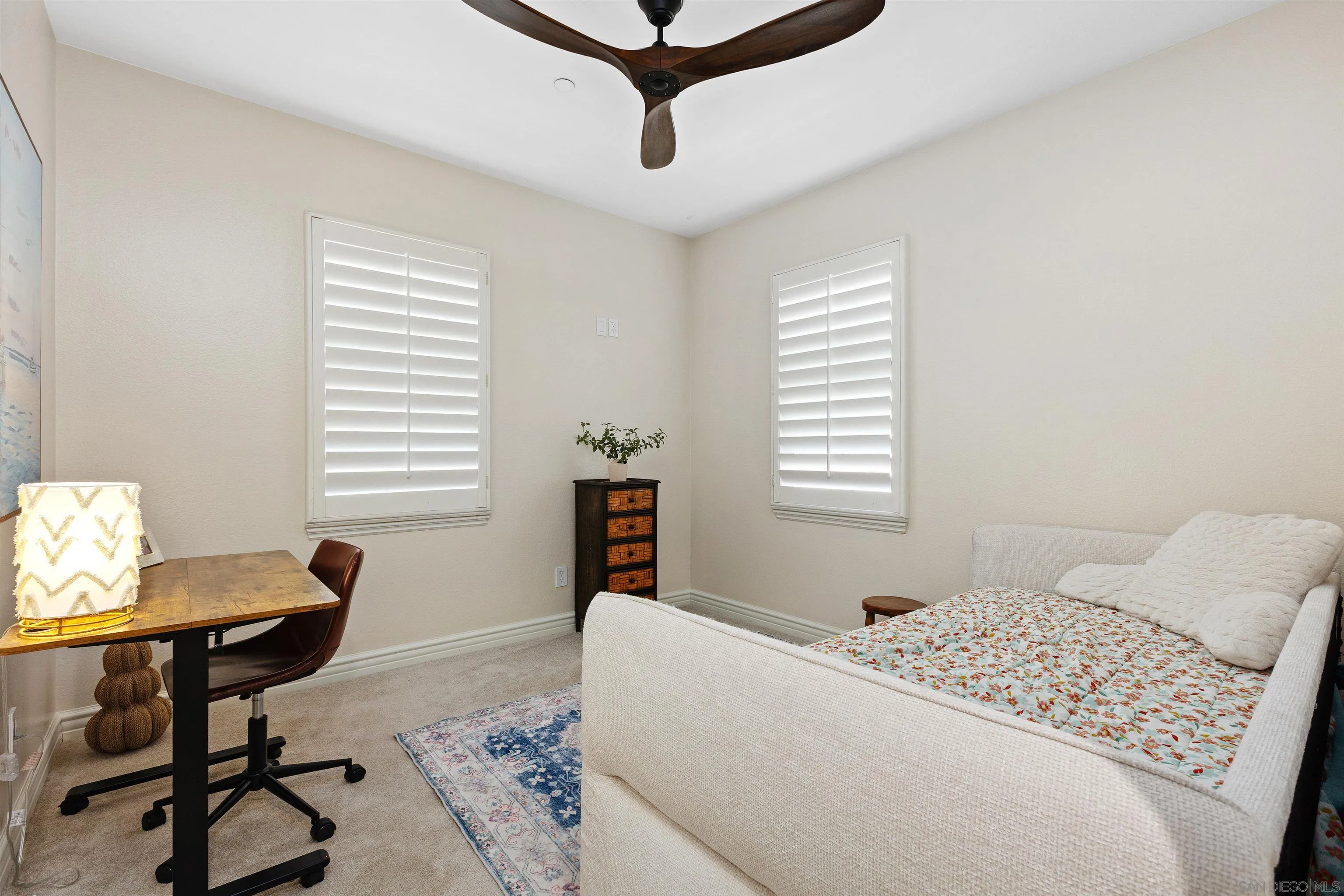 https://cdn.realtyfeed.com/cdn/127/260009125/426e59618930b456f9e42b6e35adc47b.webp